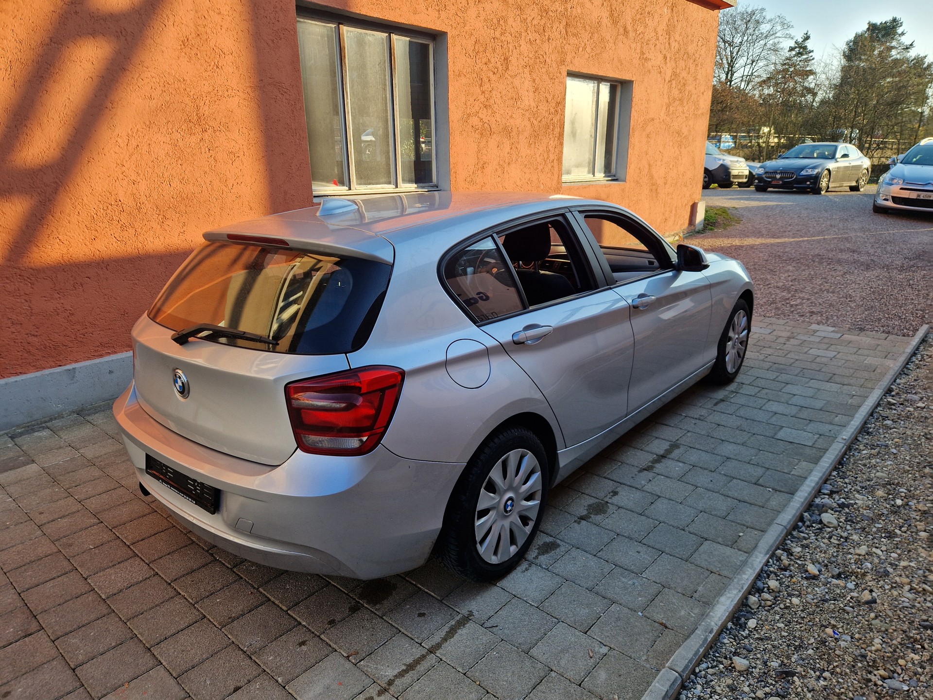 BMW 116-image-5