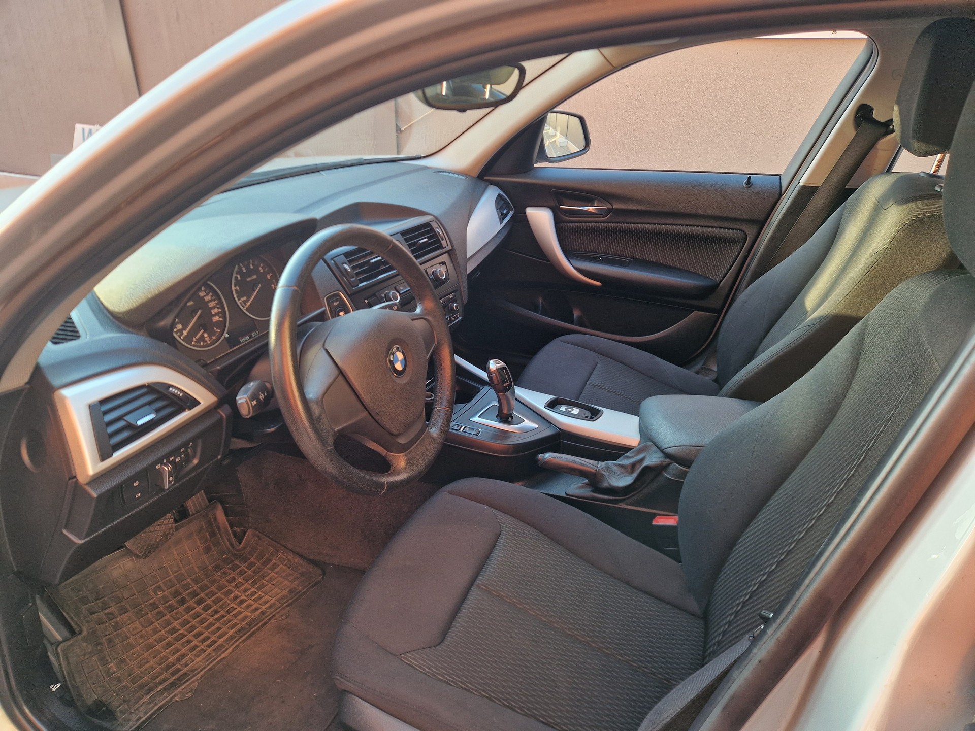 BMW 116-image-9