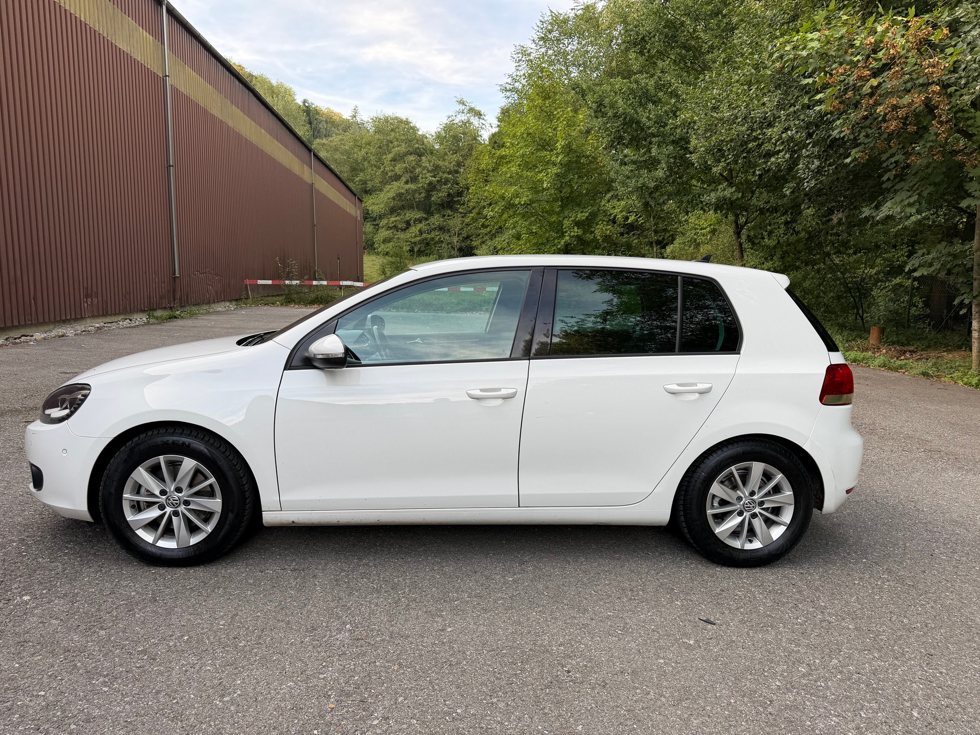 VW Golf 1.4 TSI Highline-image-2
