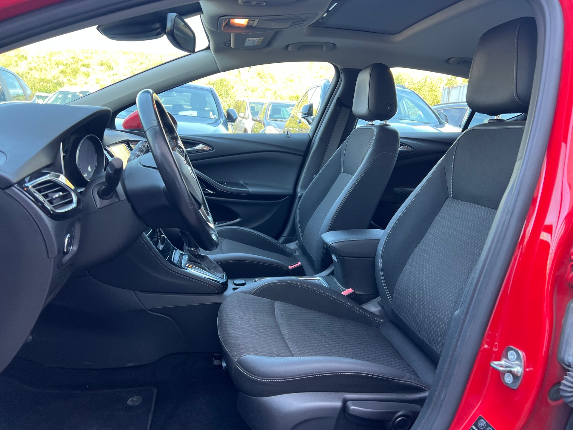 OPEL Astra 1.4i Turbo Excellence Automatic-image-12