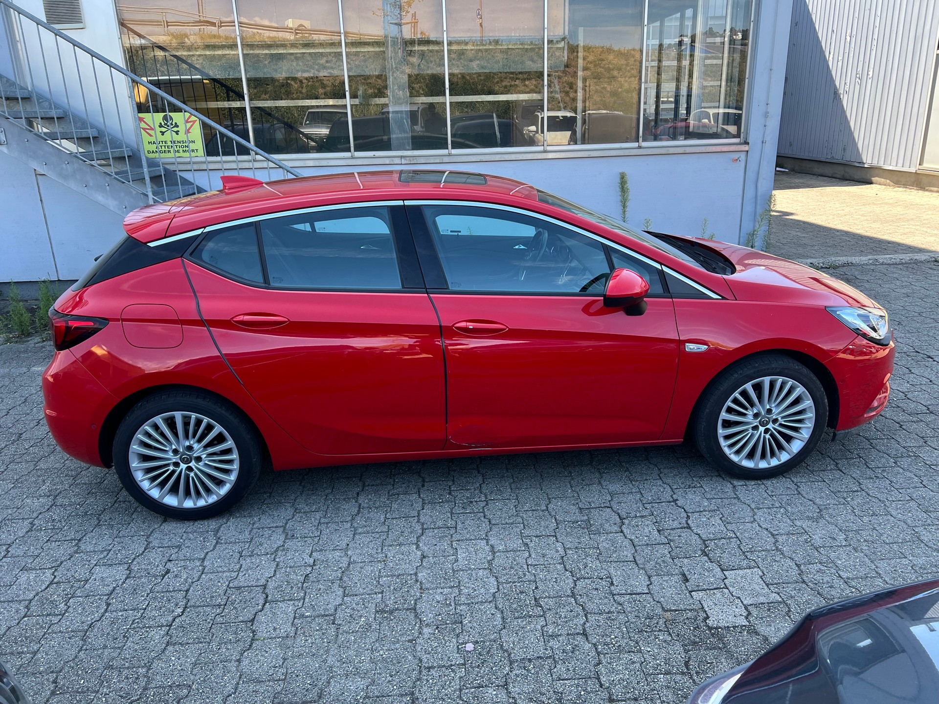 OPEL Astra 1.4i Turbo Excellence Automatic-image-3