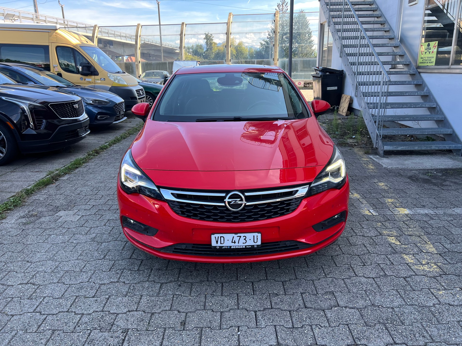 OPEL Astra 1.4i Turbo Excellence Automatic-image-1