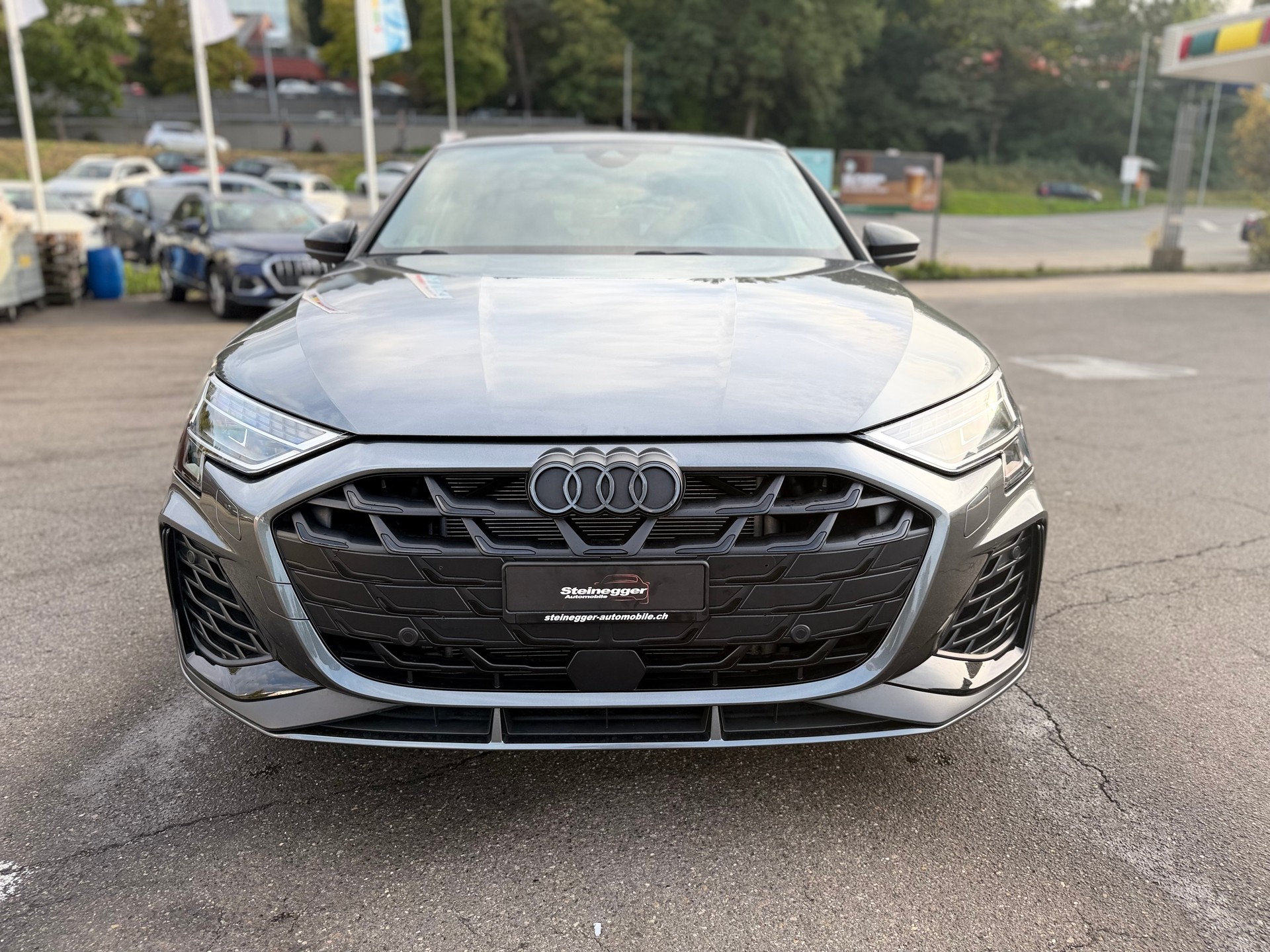 AUDI S3 Sportback TFSI quattro S-tronic-image-3