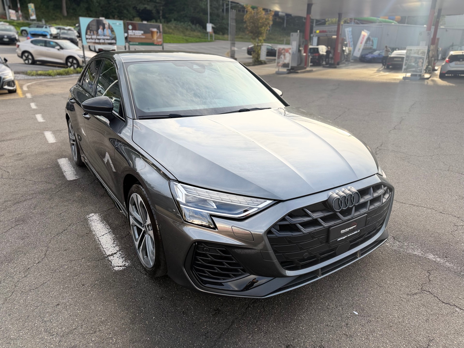 AUDI S3 Sportback TFSI quattro S-tronic-image-1