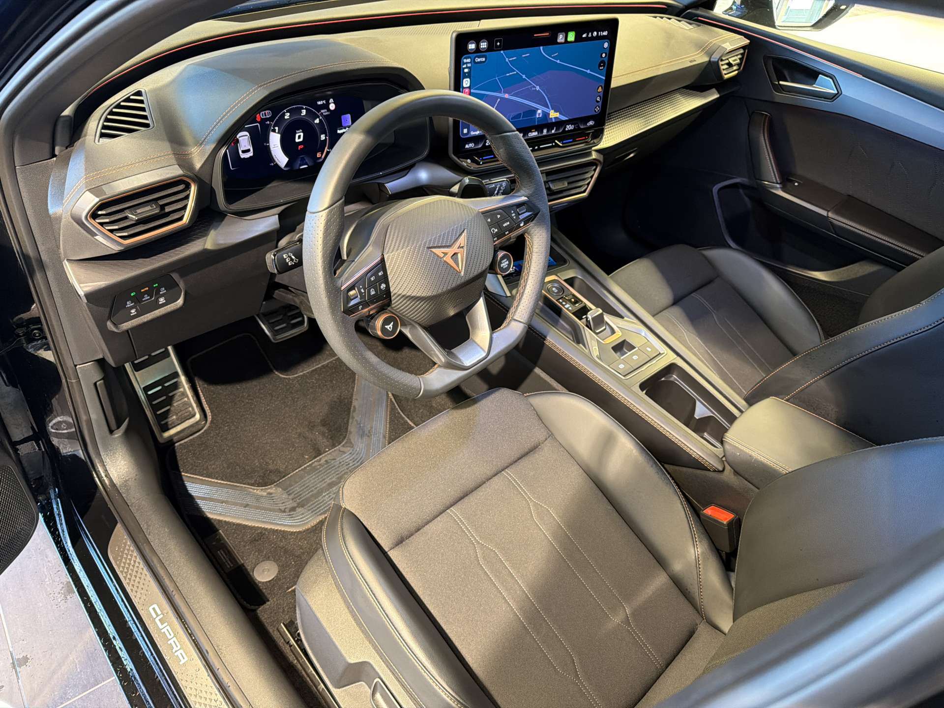 CUPRA LEON ST 2.0 TDi DSG-Automat-image-5