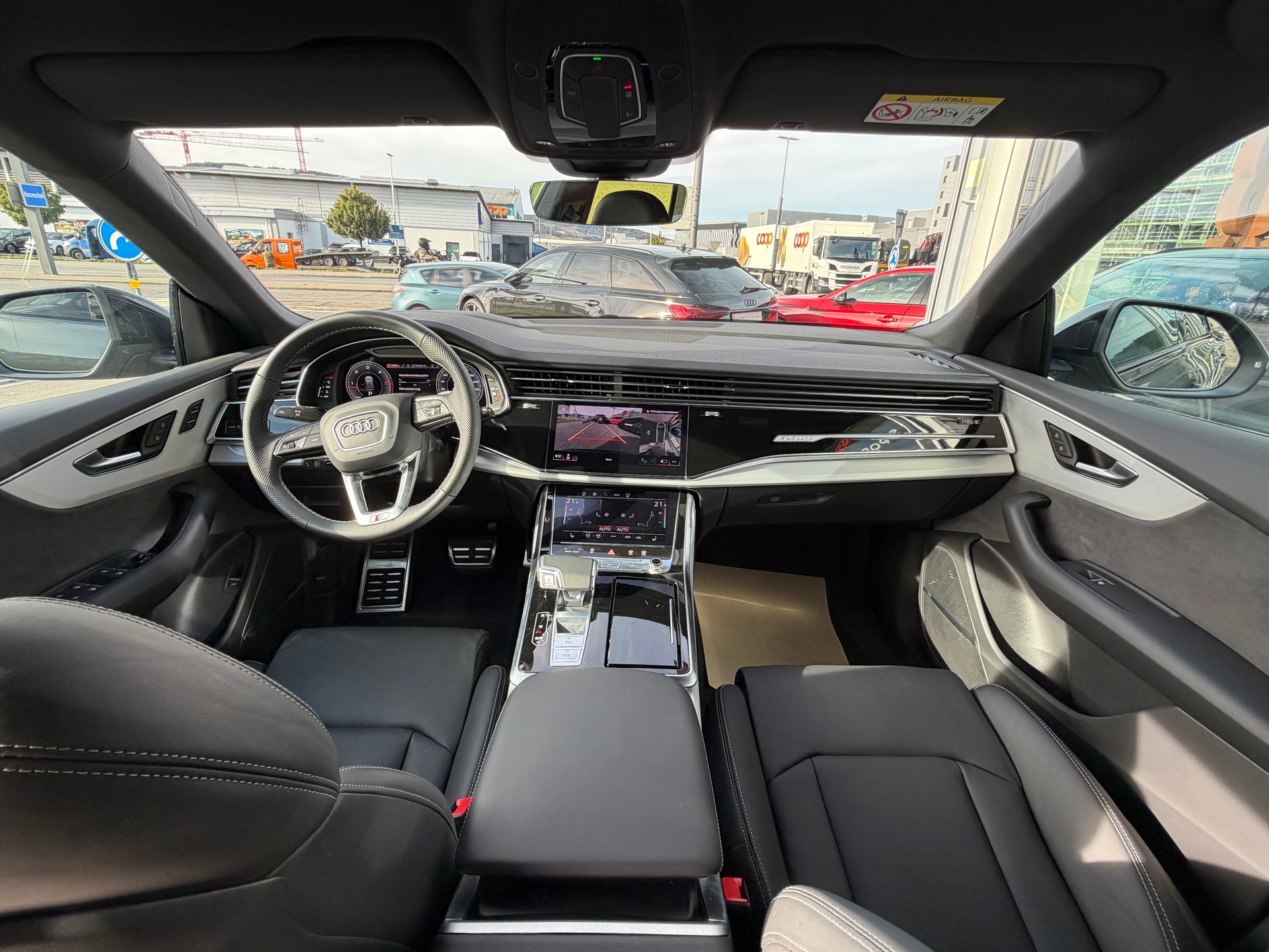 AUDI Q8 SUV 50TDI quattro 210 kW tiptronic *CH Auto - Gratis Service 10 Jahre*-image-13