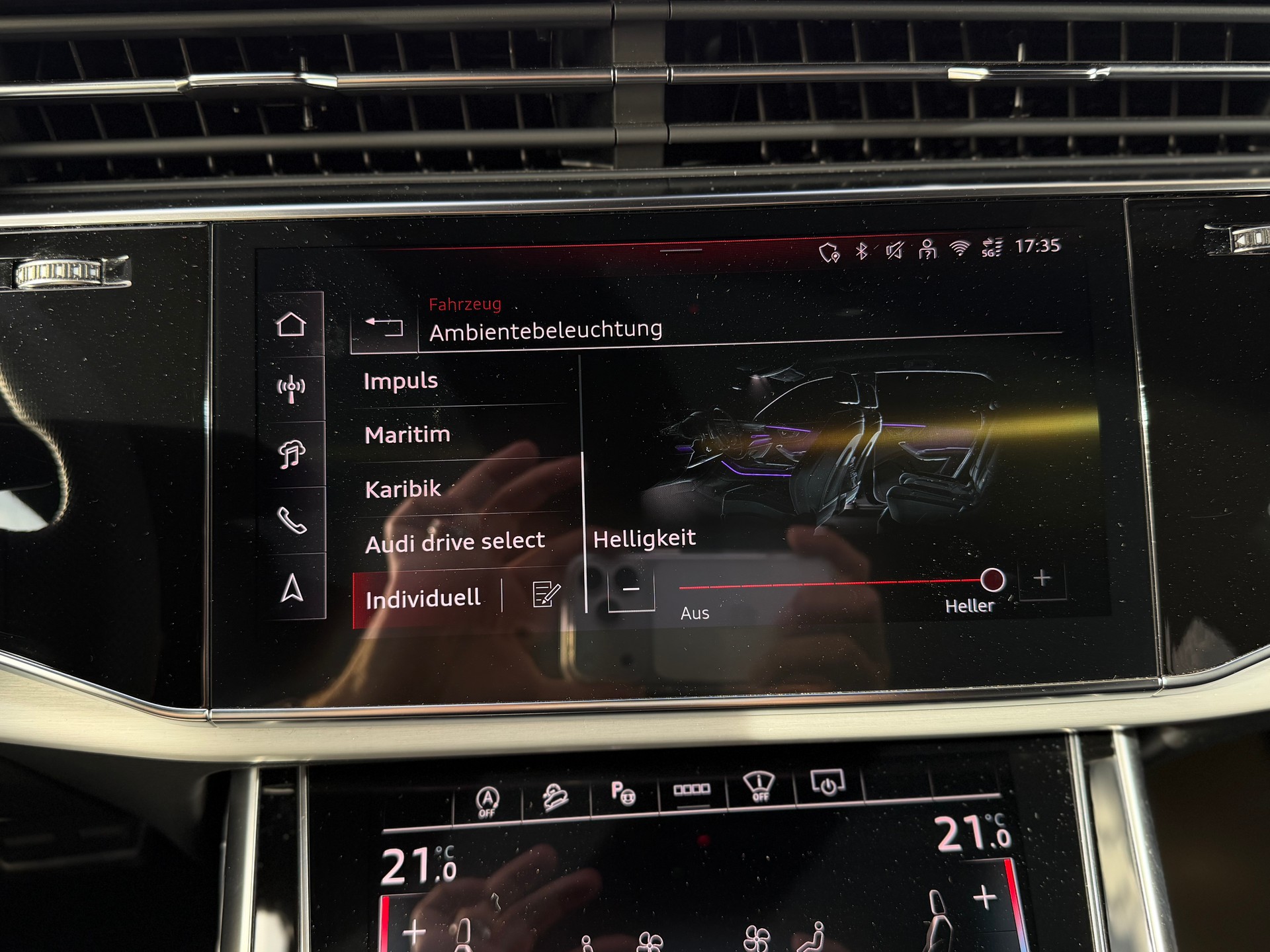 AUDI Q8 SUV 50TDI quattro 210 kW tiptronic *CH Auto - Gratis Service 10 Jahre*-image-25