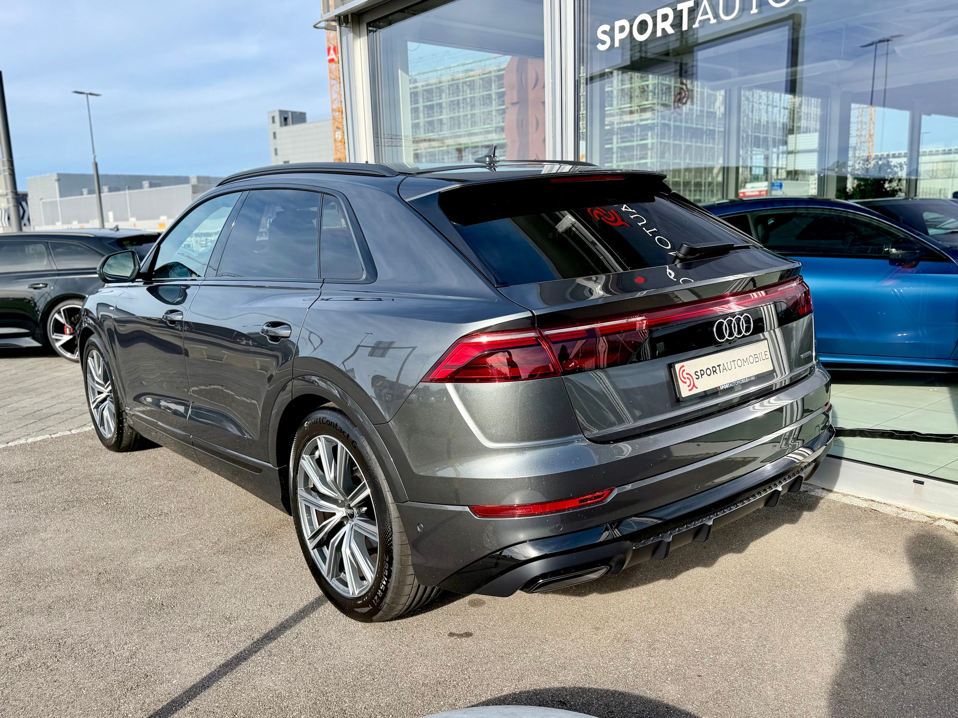 AUDI Q8 SUV 50TDI quattro 210 kW tiptronic *CH Auto - Gratis Service 10 Jahre*-image-5