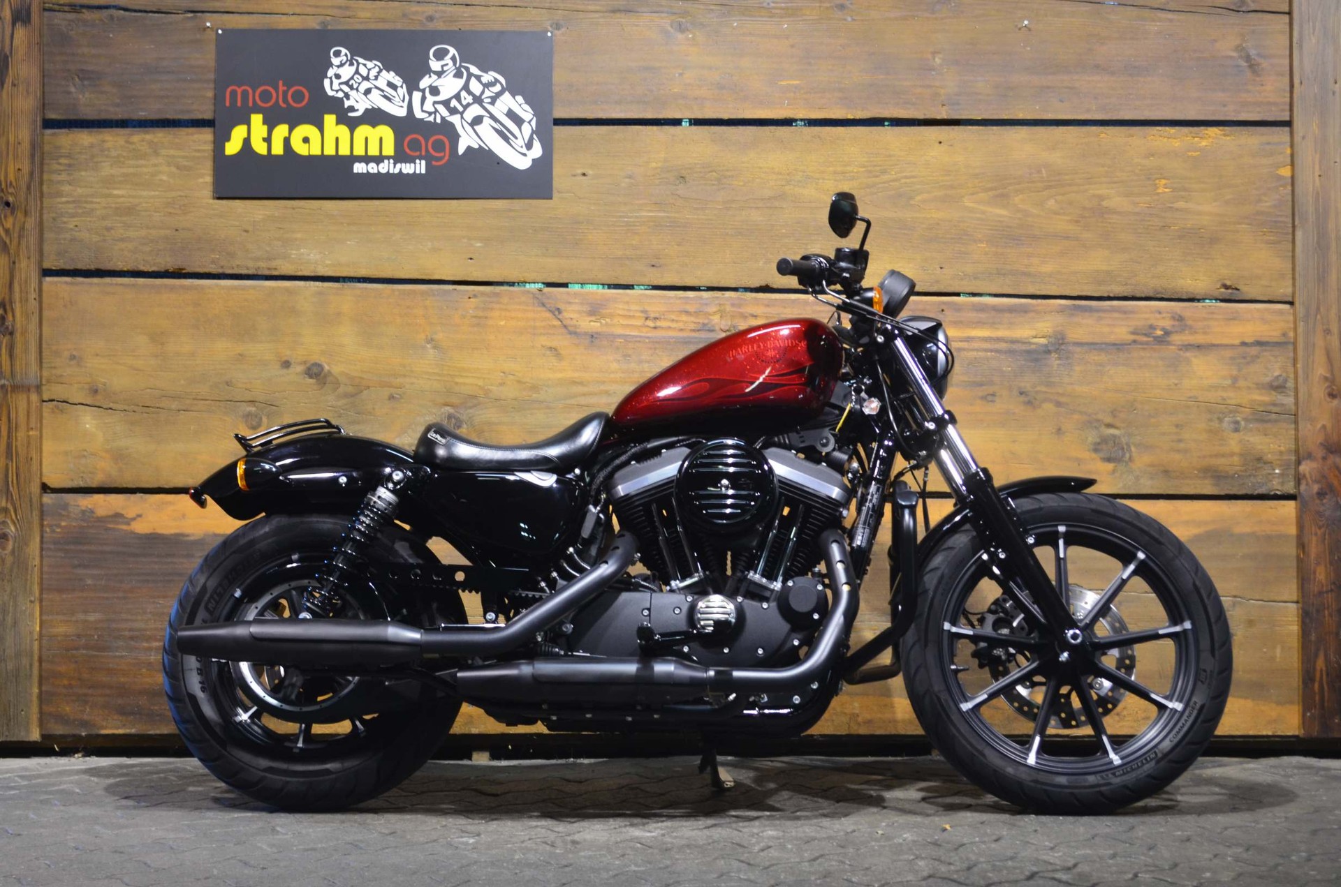 HARLEY-DAVIDSON XL 883N Sportster Iron ABS-showroom-element-1