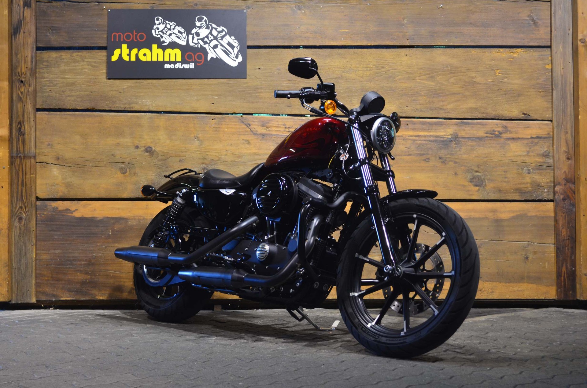 HARLEY-DAVIDSON XL 883N Sportster Iron ABS