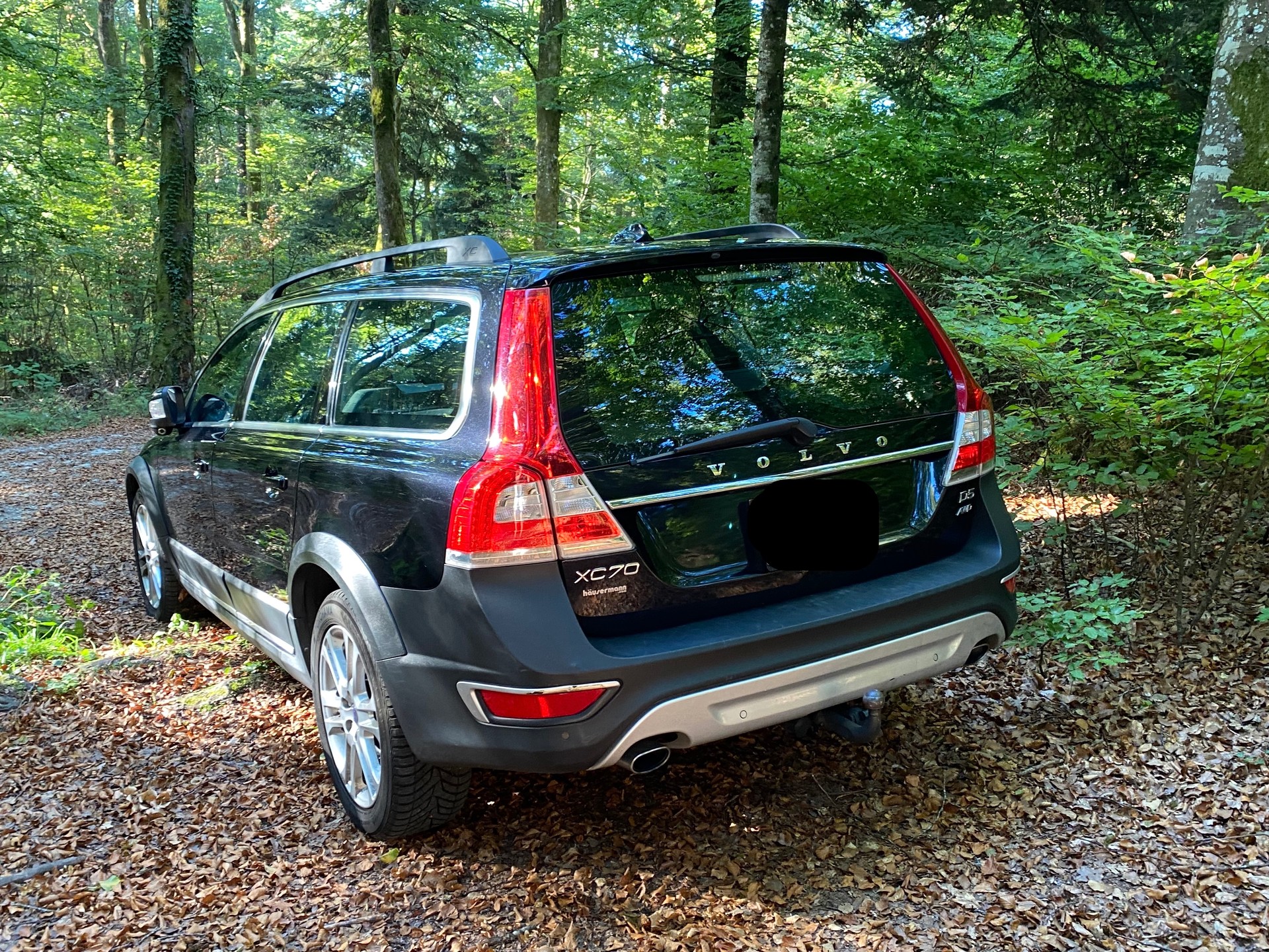 VOLVO 2.4 D5 Summum AWD-image-2