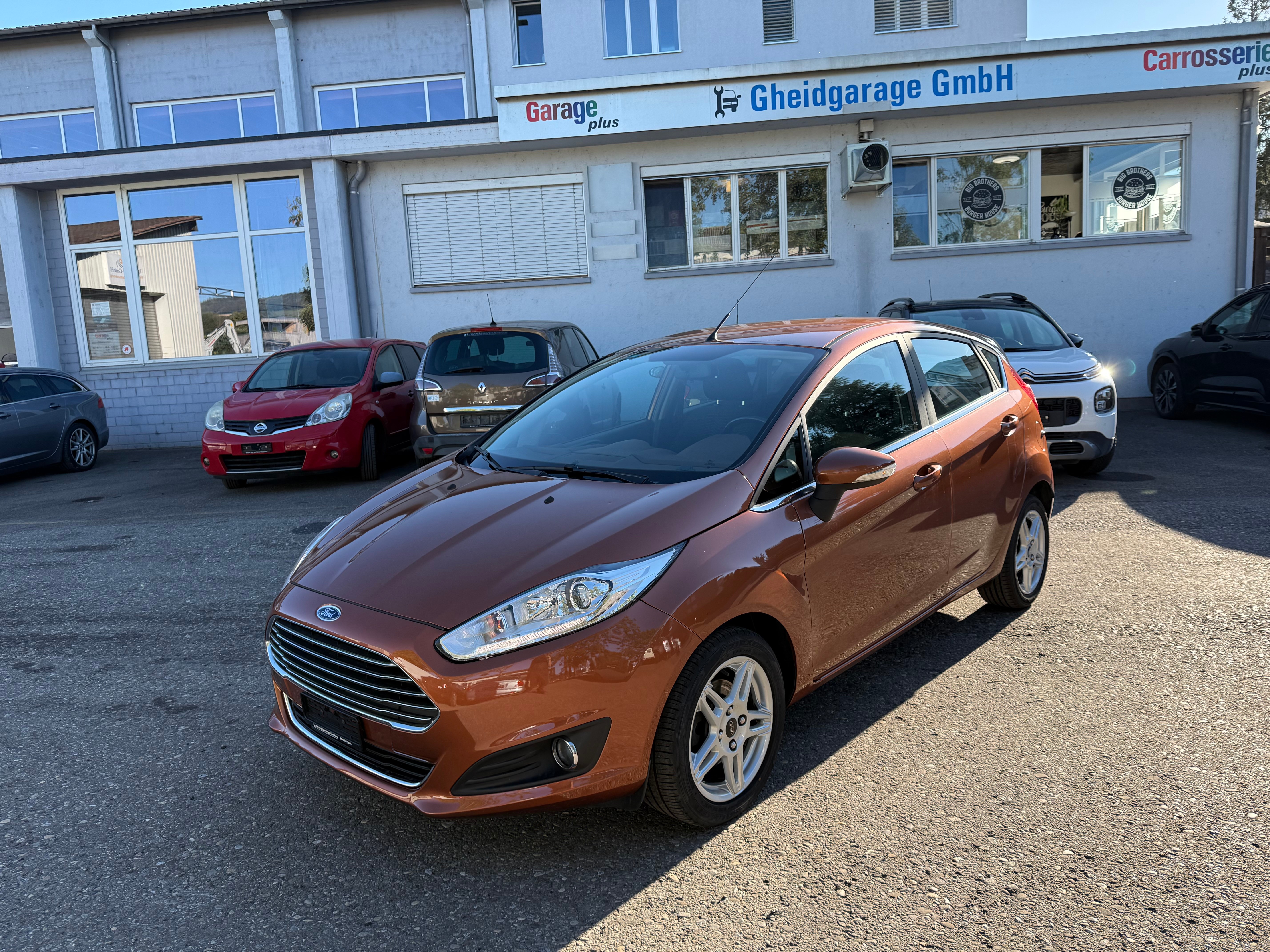 Car photo