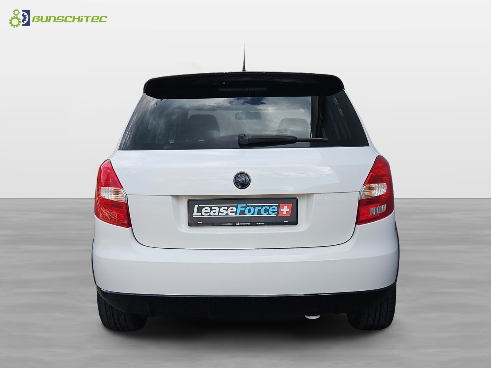 SKODA Fabia 1.2 TSI Ambition-image-3