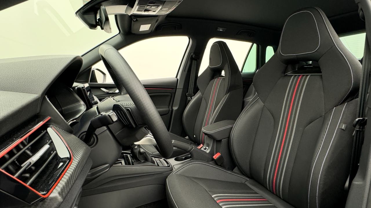 SKODA Kamiq 1.5 TSI Monte Carlo DSG-image-4