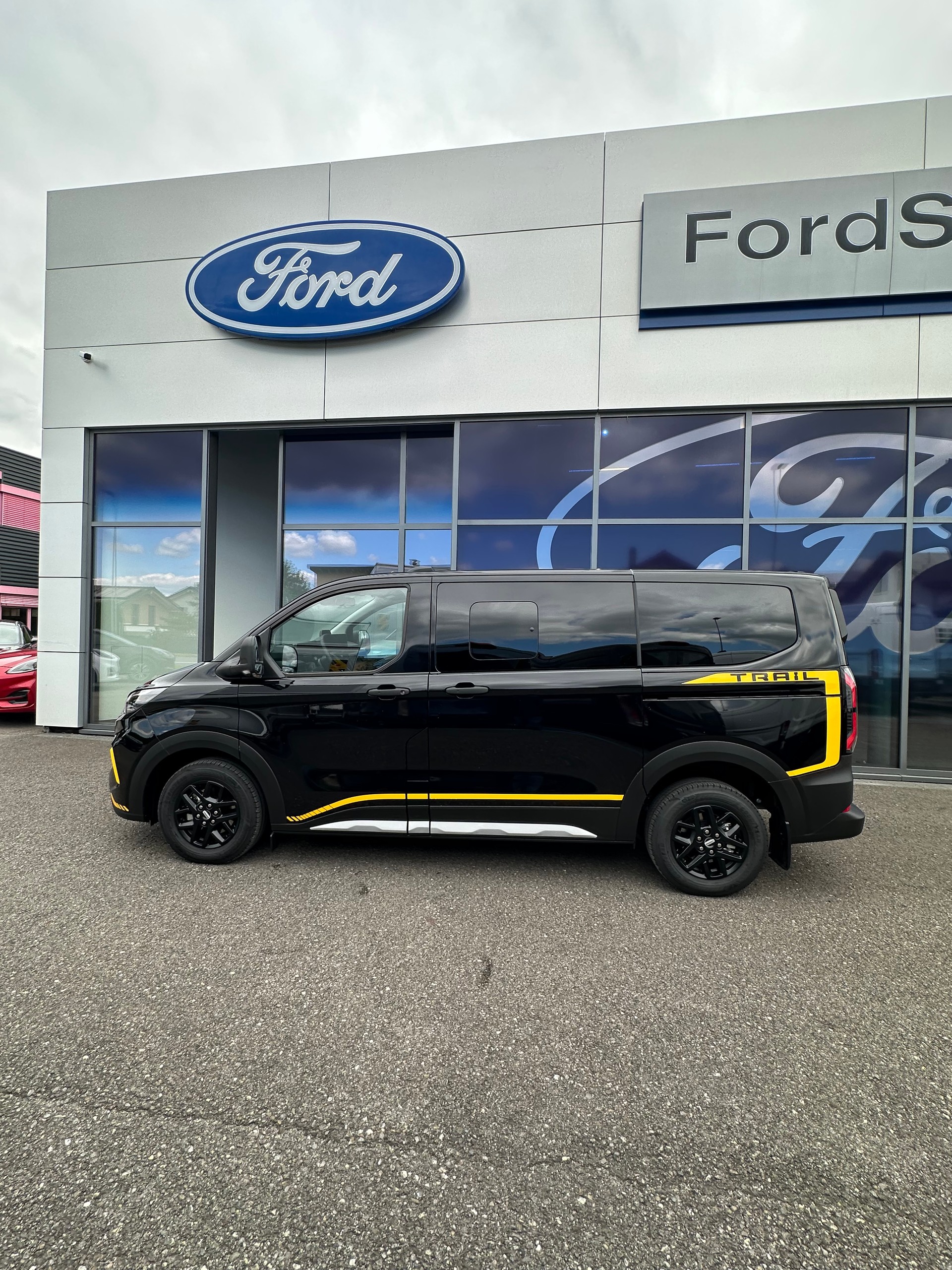 FORD Transit C combi 320 L1 2.0 Eco Trail 170CV 4x4 Aut.-image-2