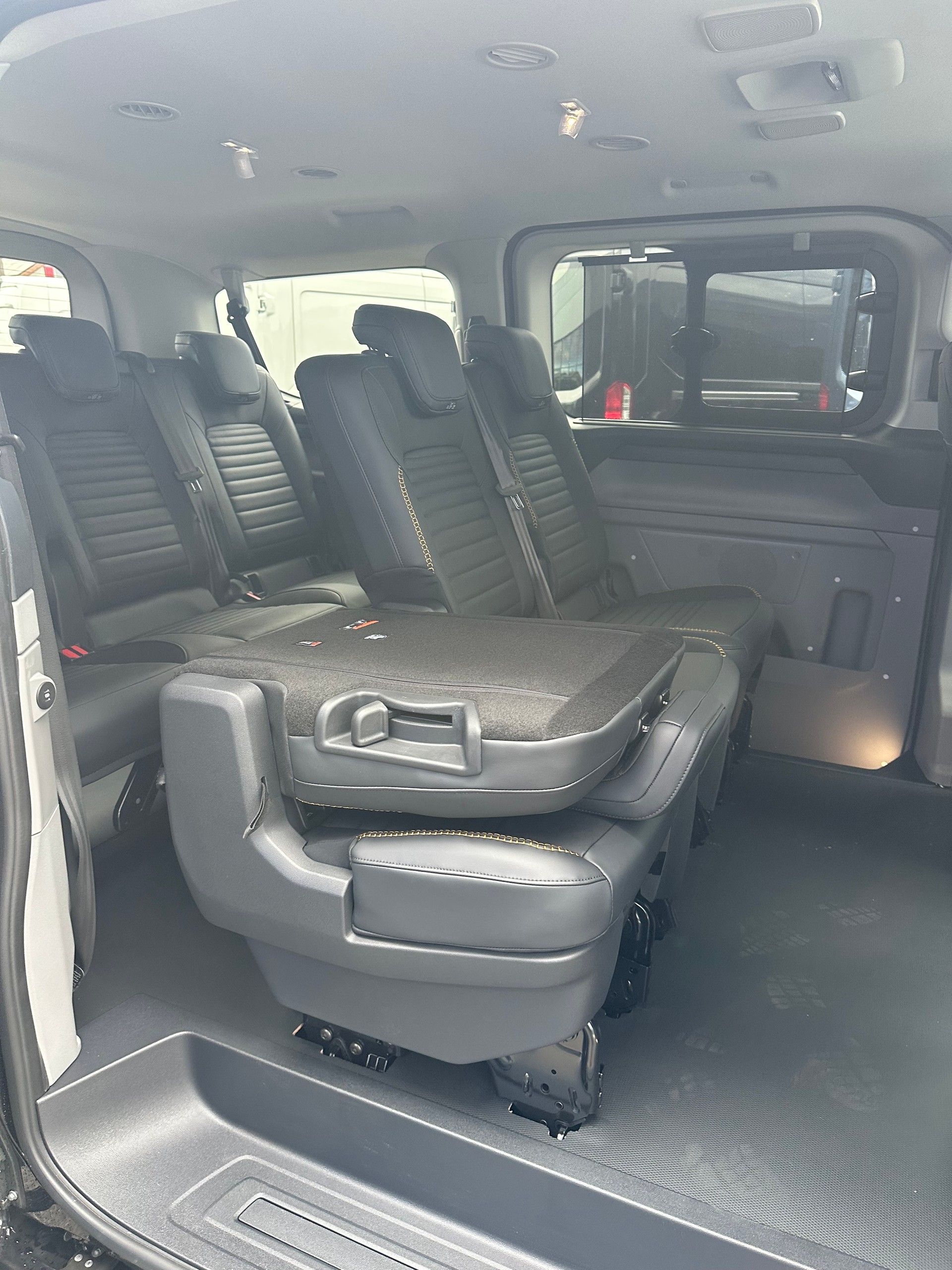 FORD Transit C combi 320 L1 2.0 Eco Trail 170CV 4x4 Aut.-image-15