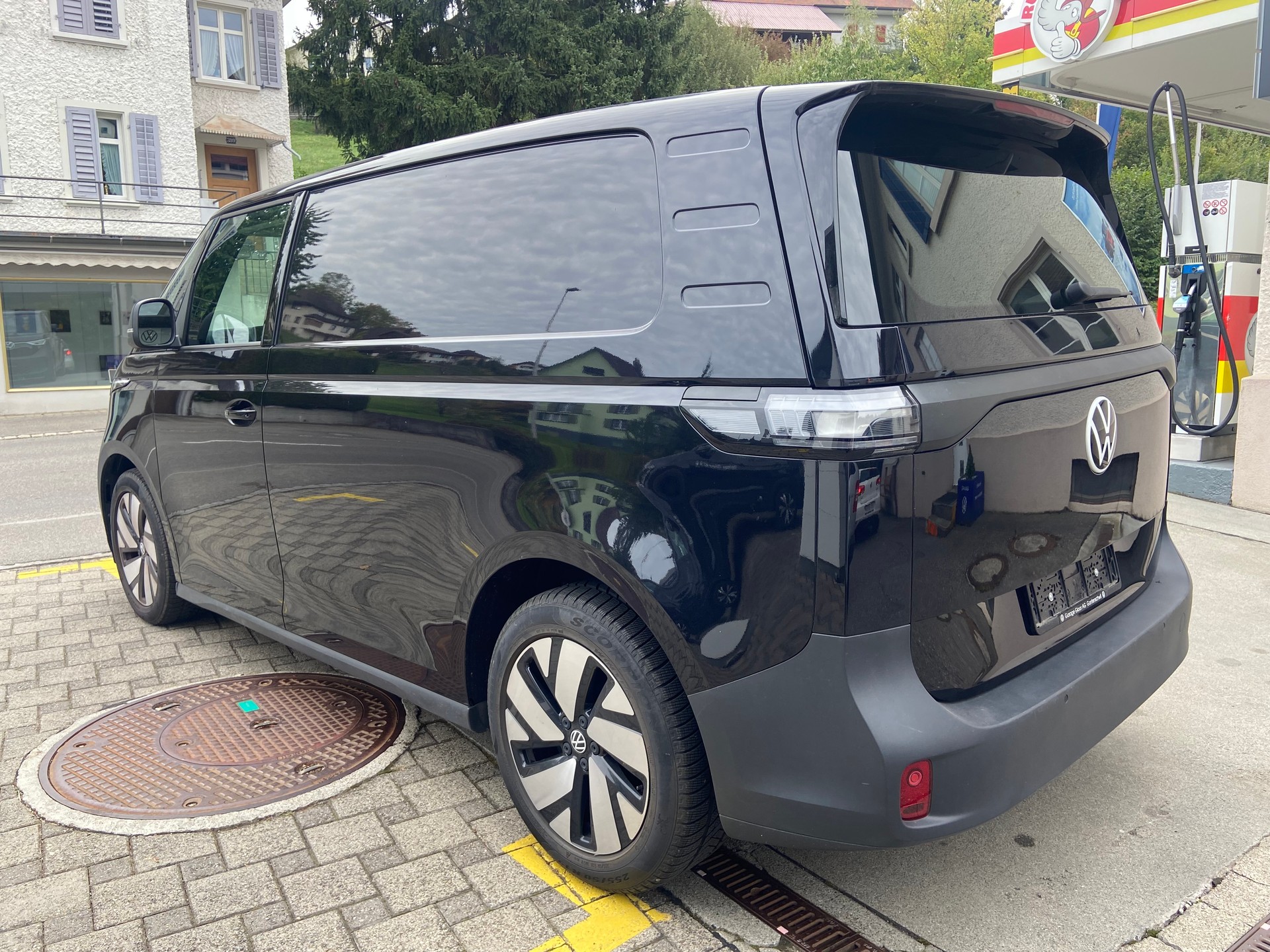 VW ID. Buzz Cargo-showroom-element-3