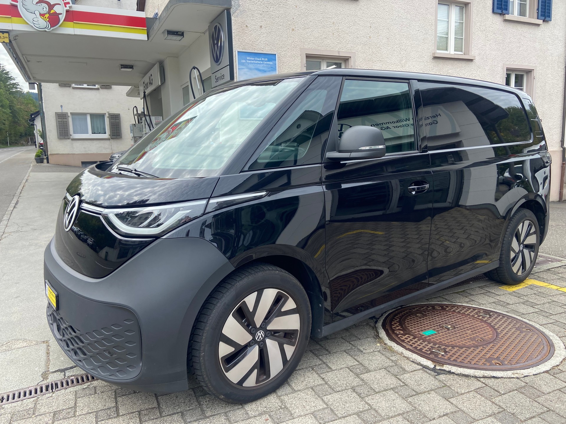 VW ID. Buzz Cargo-showroom-element-1