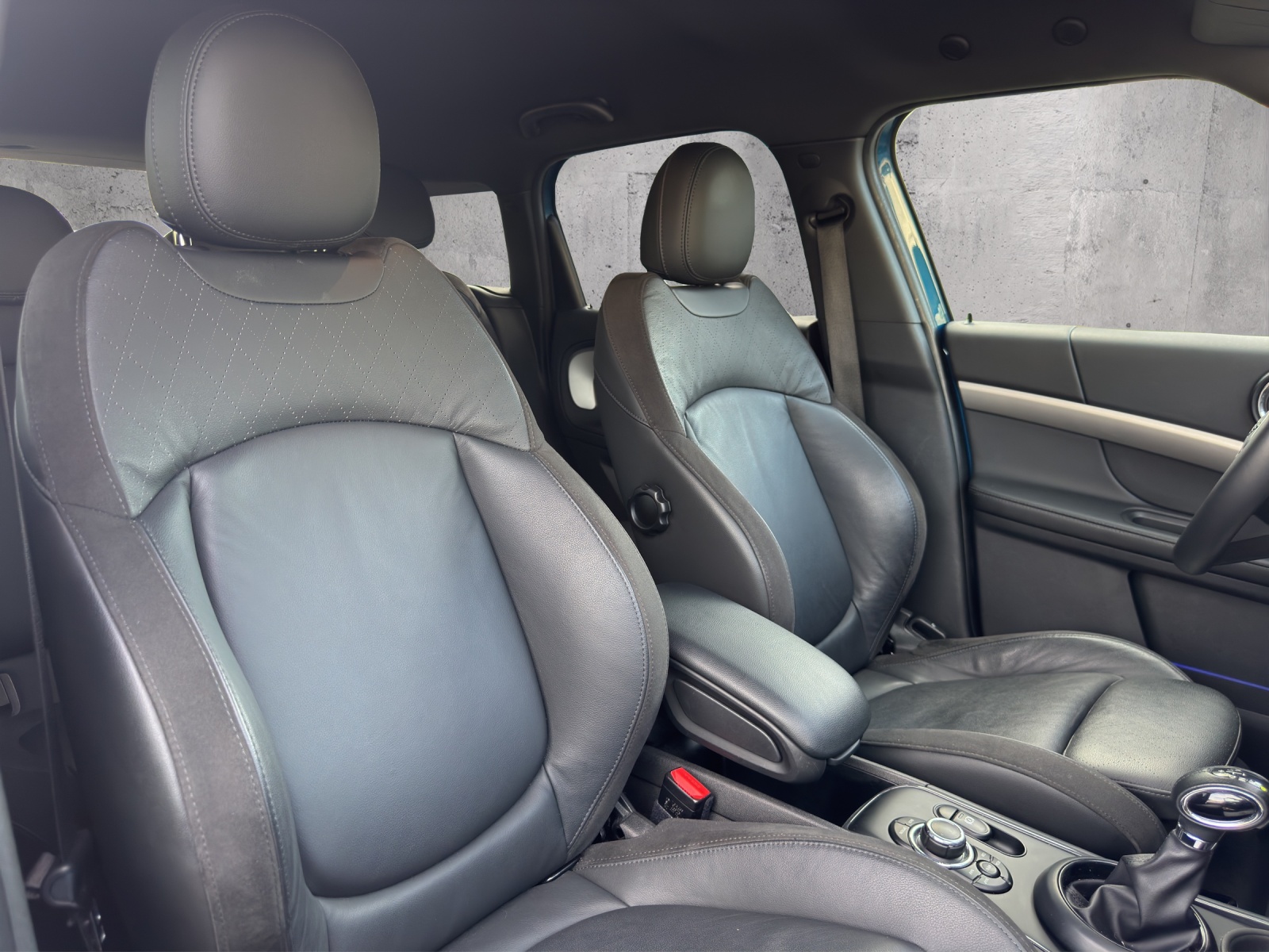 MINI Countryman Cooper SE Trafalgar ALL4 PHEV Steptronic-image-13