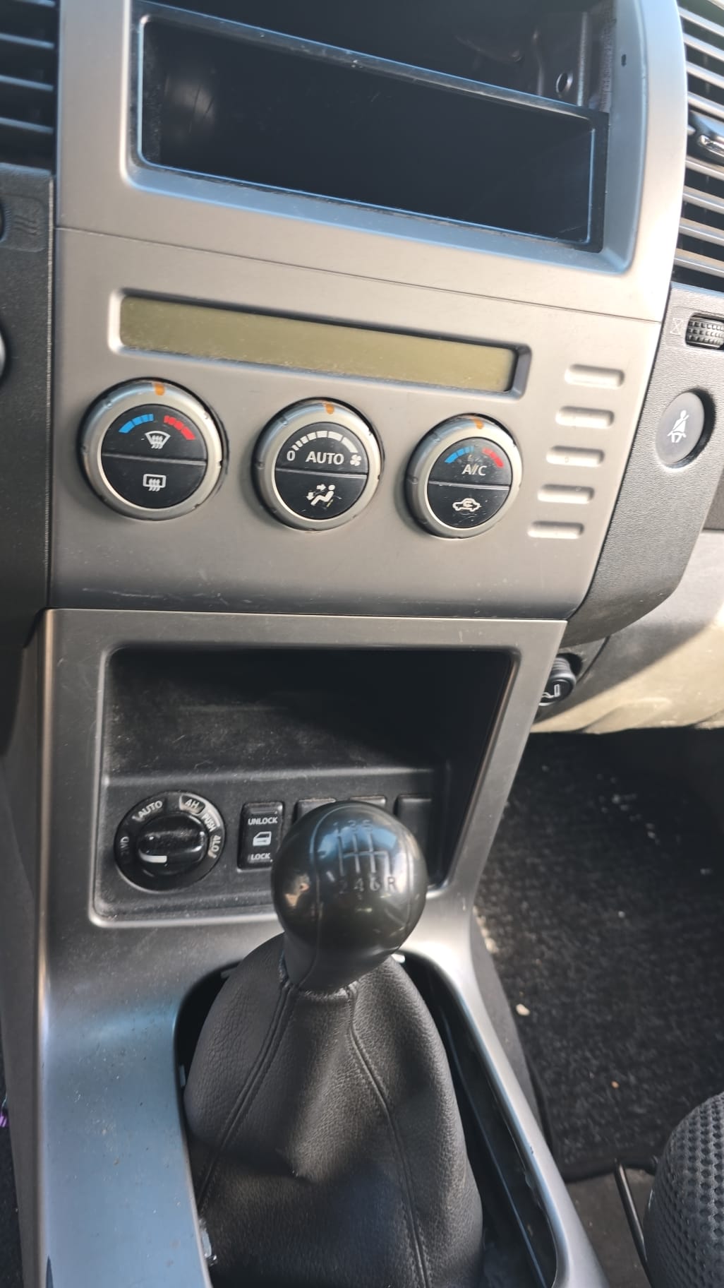 NISSAN Pathfinder 2.5 dCi XE-image-6