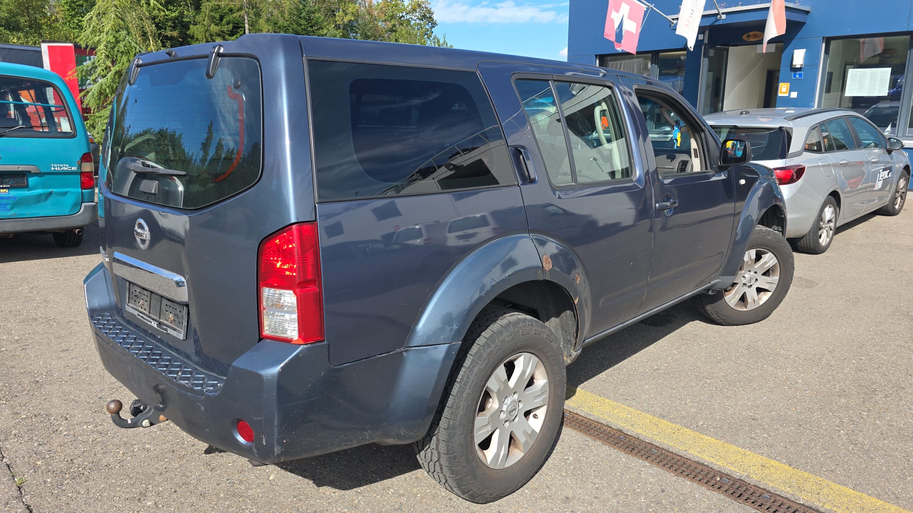 NISSAN Pathfinder 2.5 dCi XE-image-4