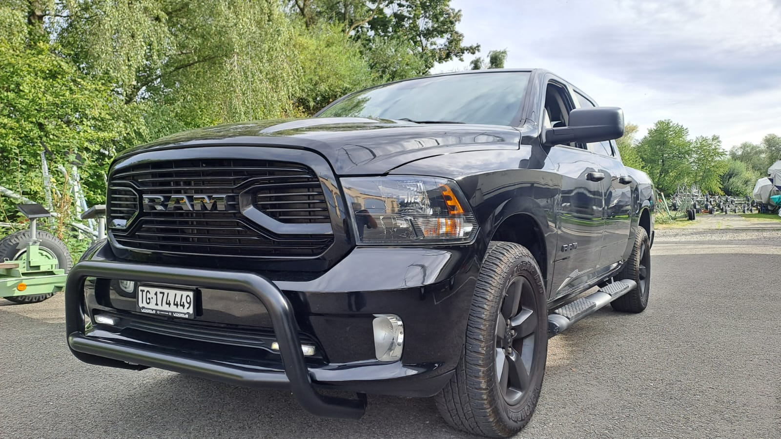 DODGE Ram-image-0