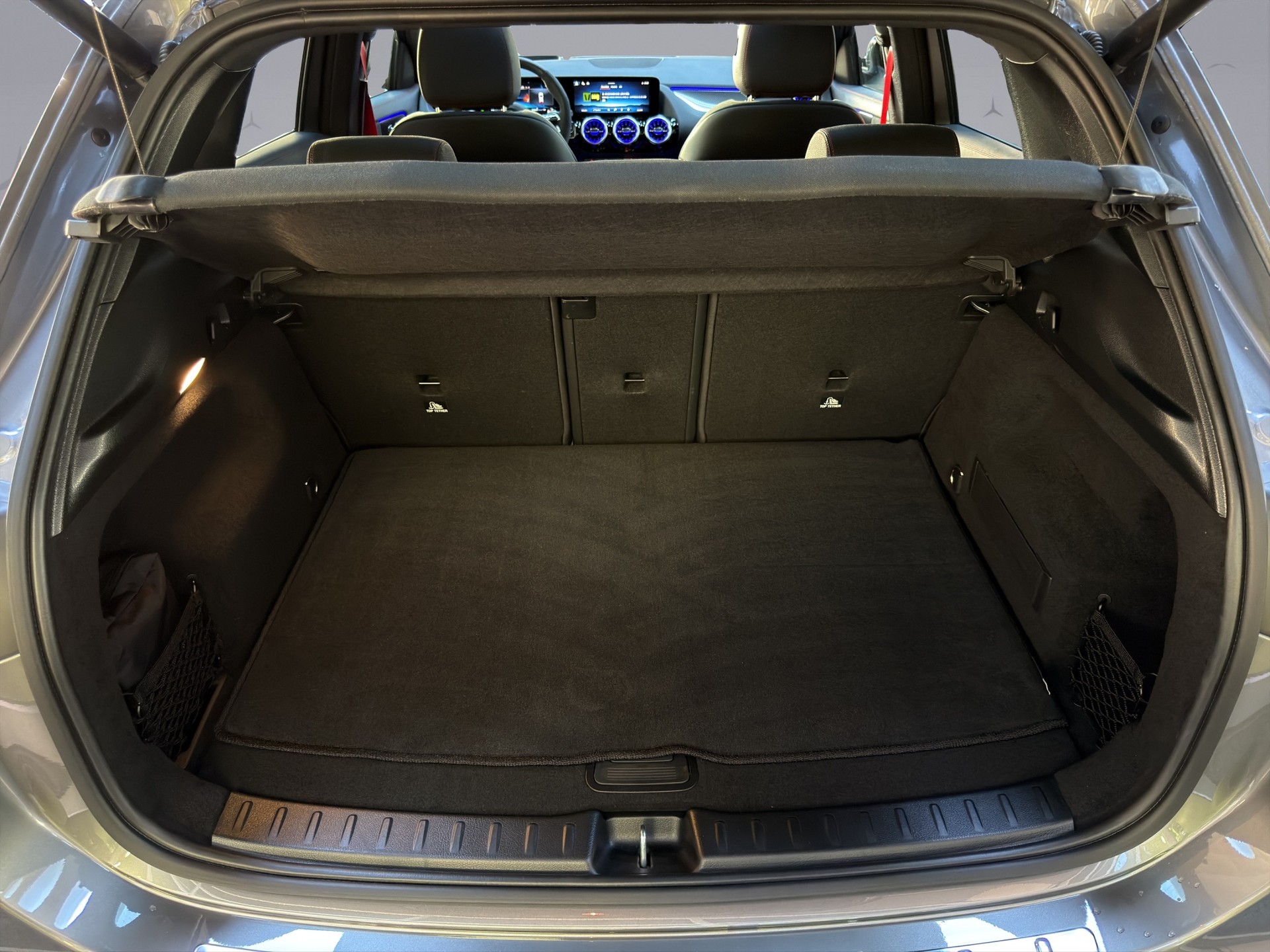 MERCEDES-BENZ GLA-Klasse H247 GLA 45 S AMG 4matic+-image-14