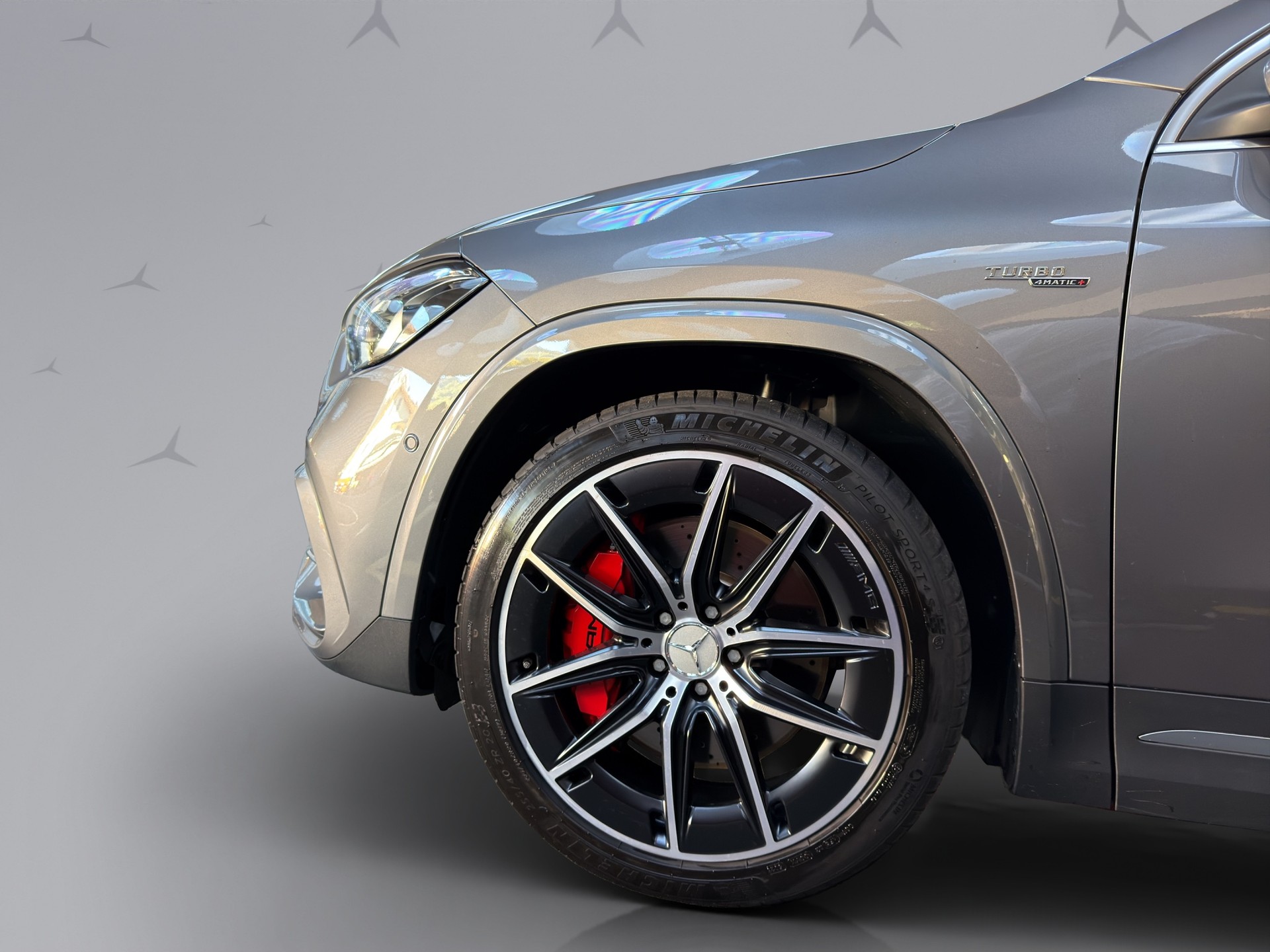 MERCEDES-BENZ GLA-Klasse H247 GLA 45 S AMG 4matic+-image-19