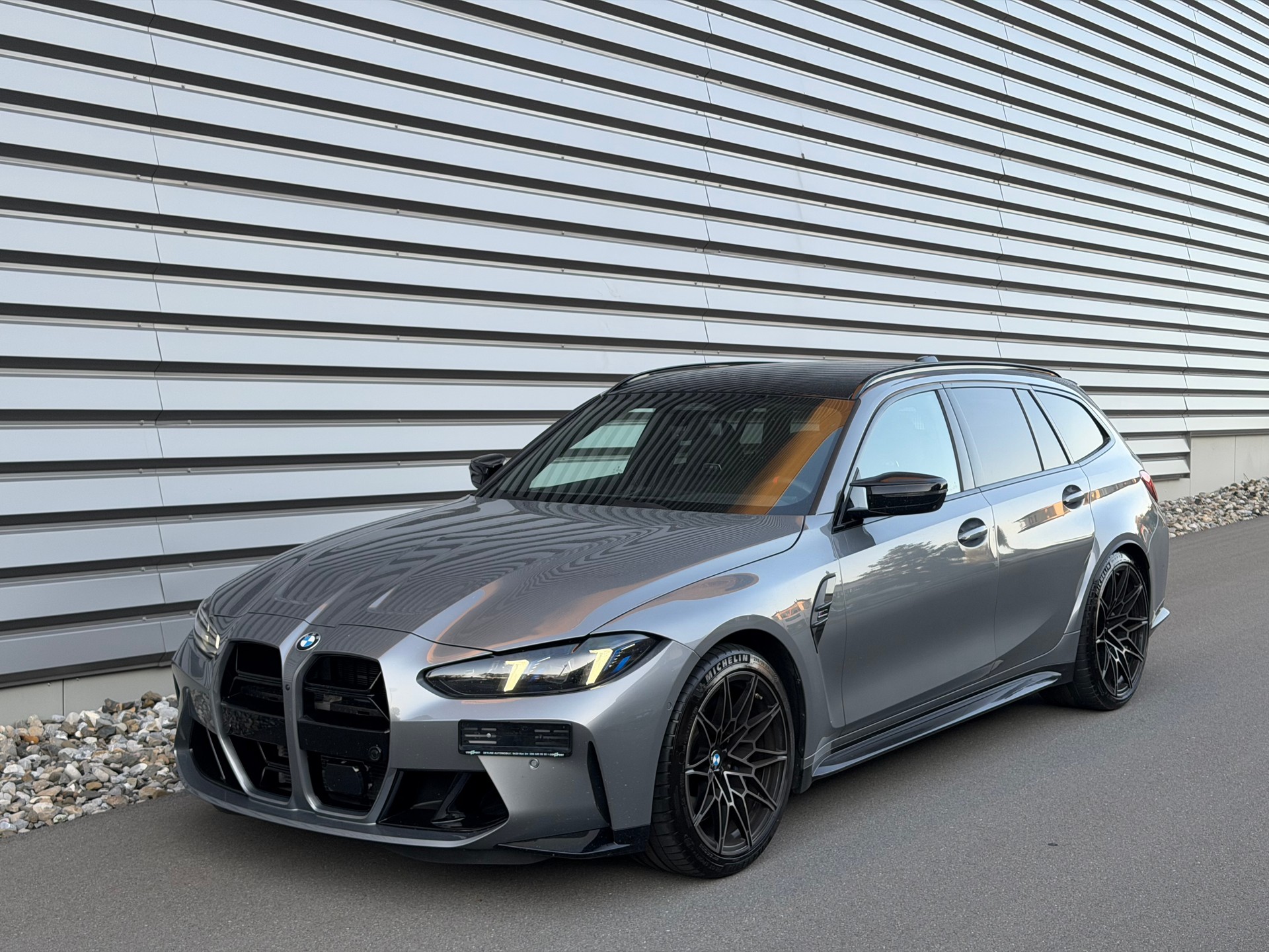 BMW M3 Touring xDrive Competition M-image-6