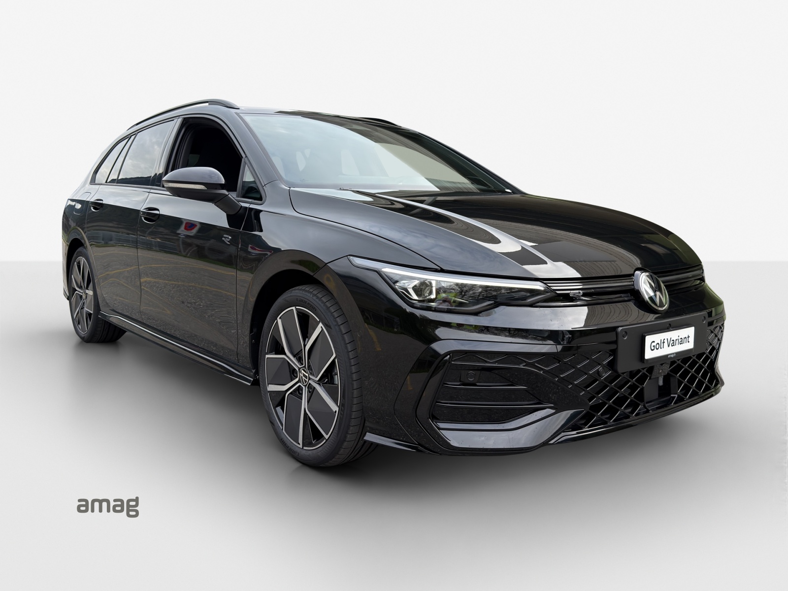 VW Golf Variant 2.0 TSI R-Line DSG 4 Motion-image-5