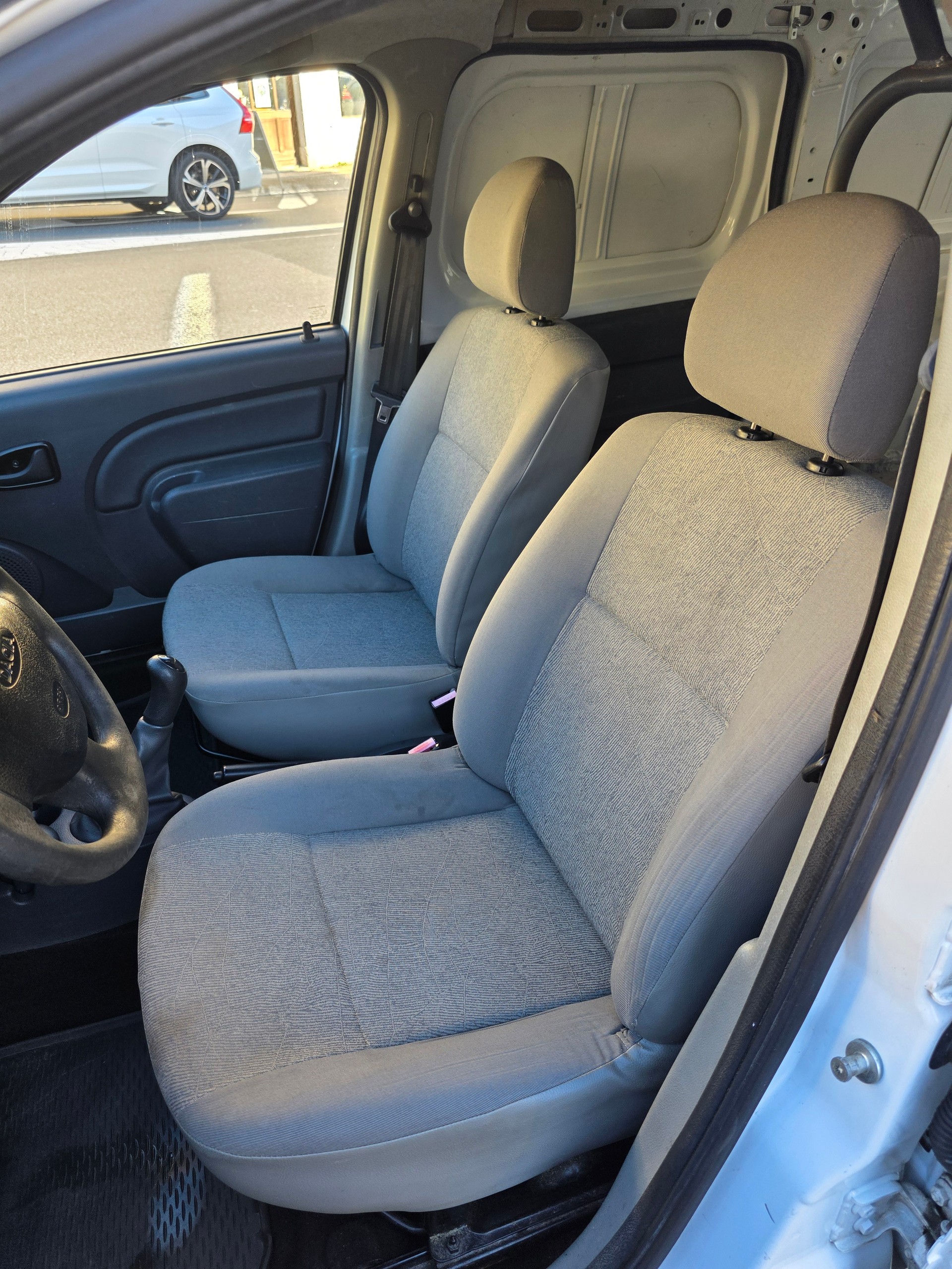 DACIA Logan 1.6 Van-image-7