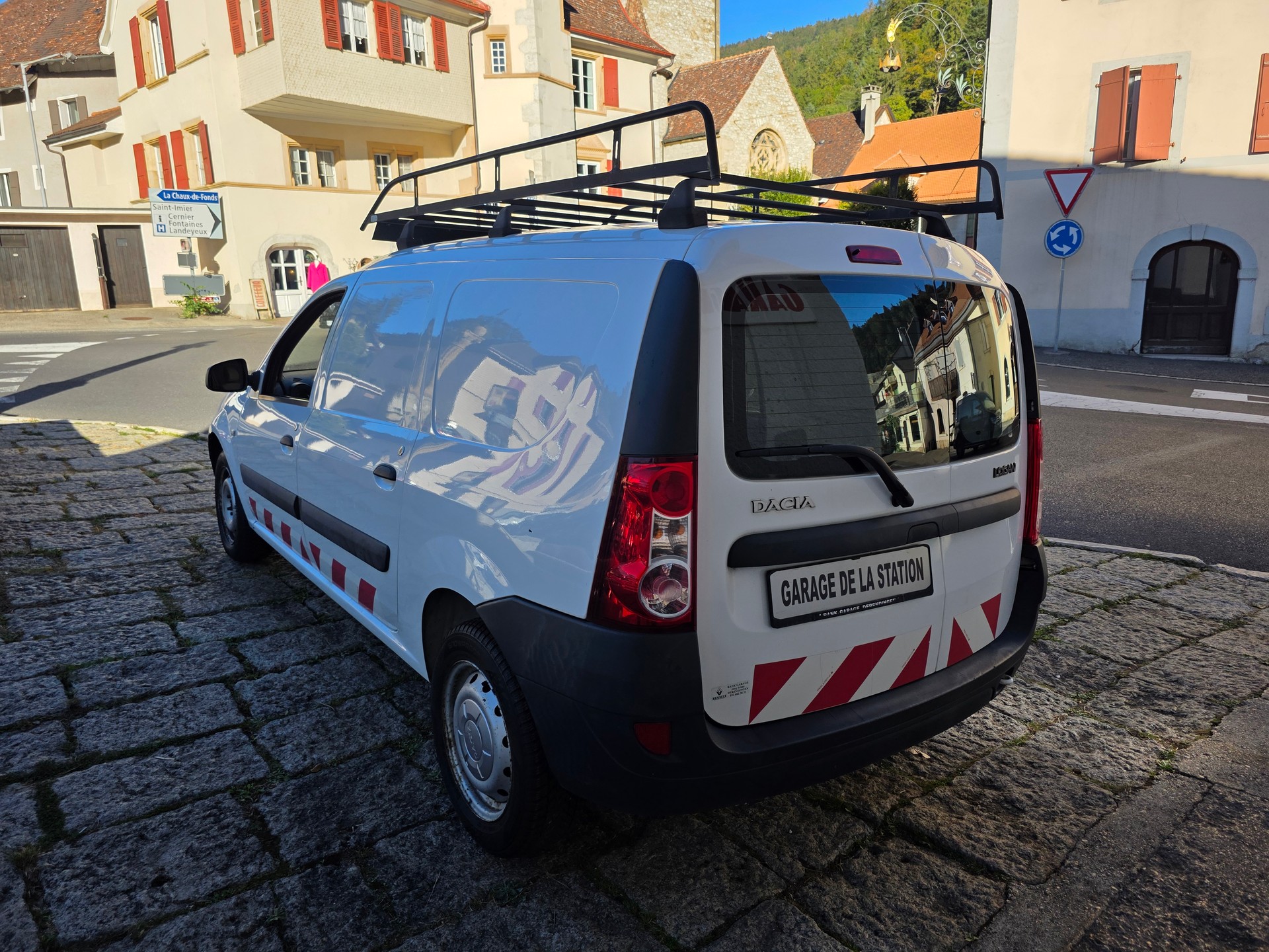 DACIA Logan 1.6 Van-image-4