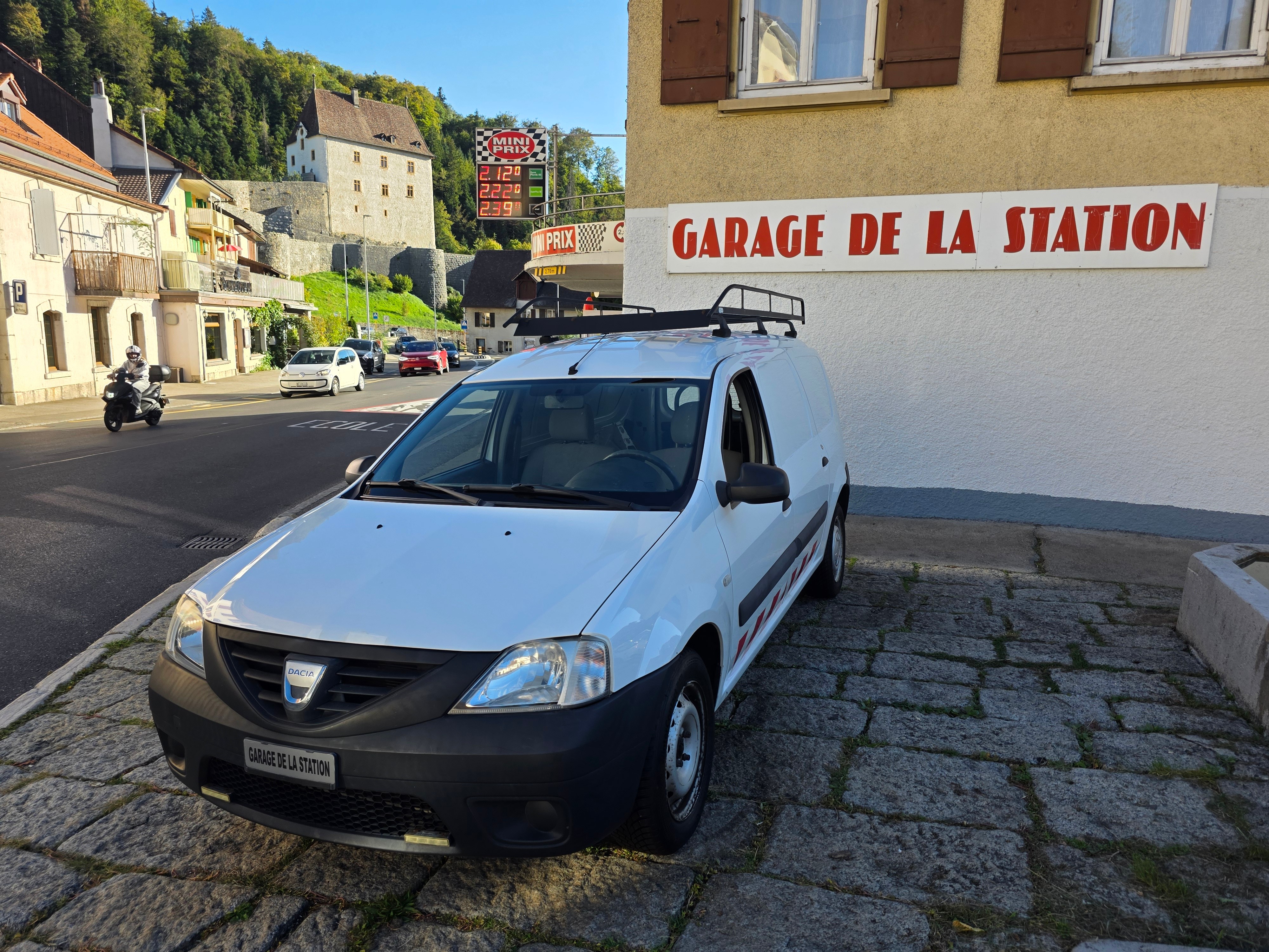 Car photo