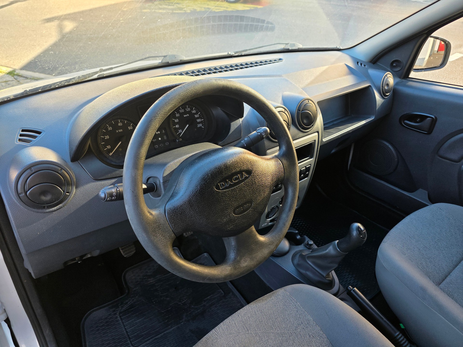DACIA Logan 1.6 Van-image-5