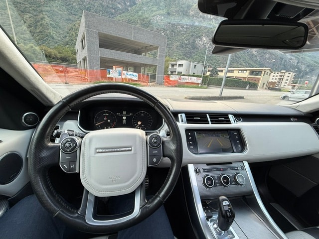 LAND ROVER Range Rover Sport 5.0 V8 SVR-image-11