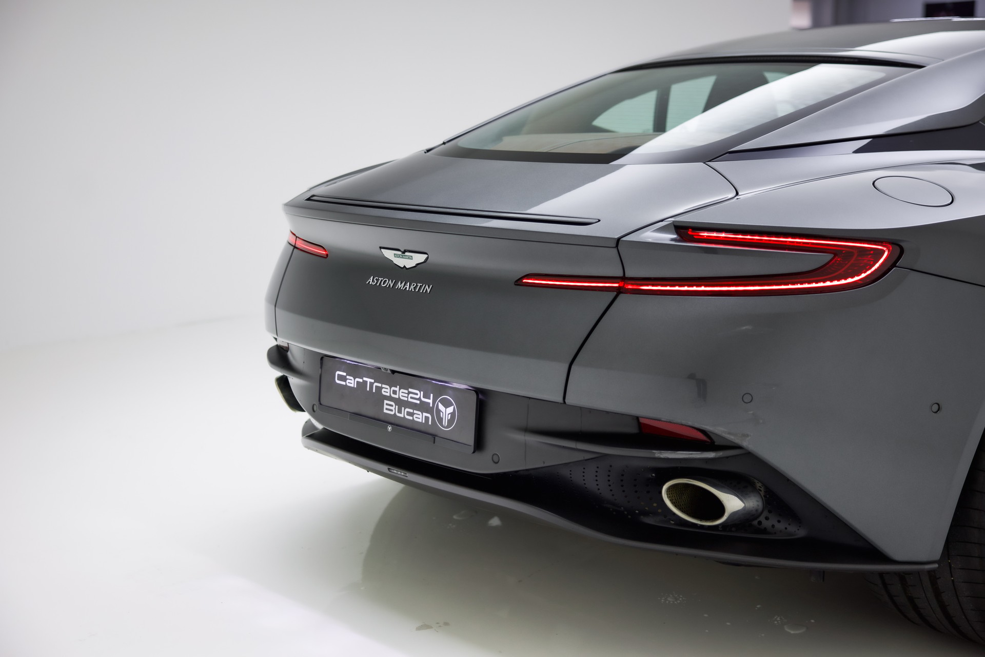 ASTON MARTIN DB11 V8 Touchtronic 3-image-13