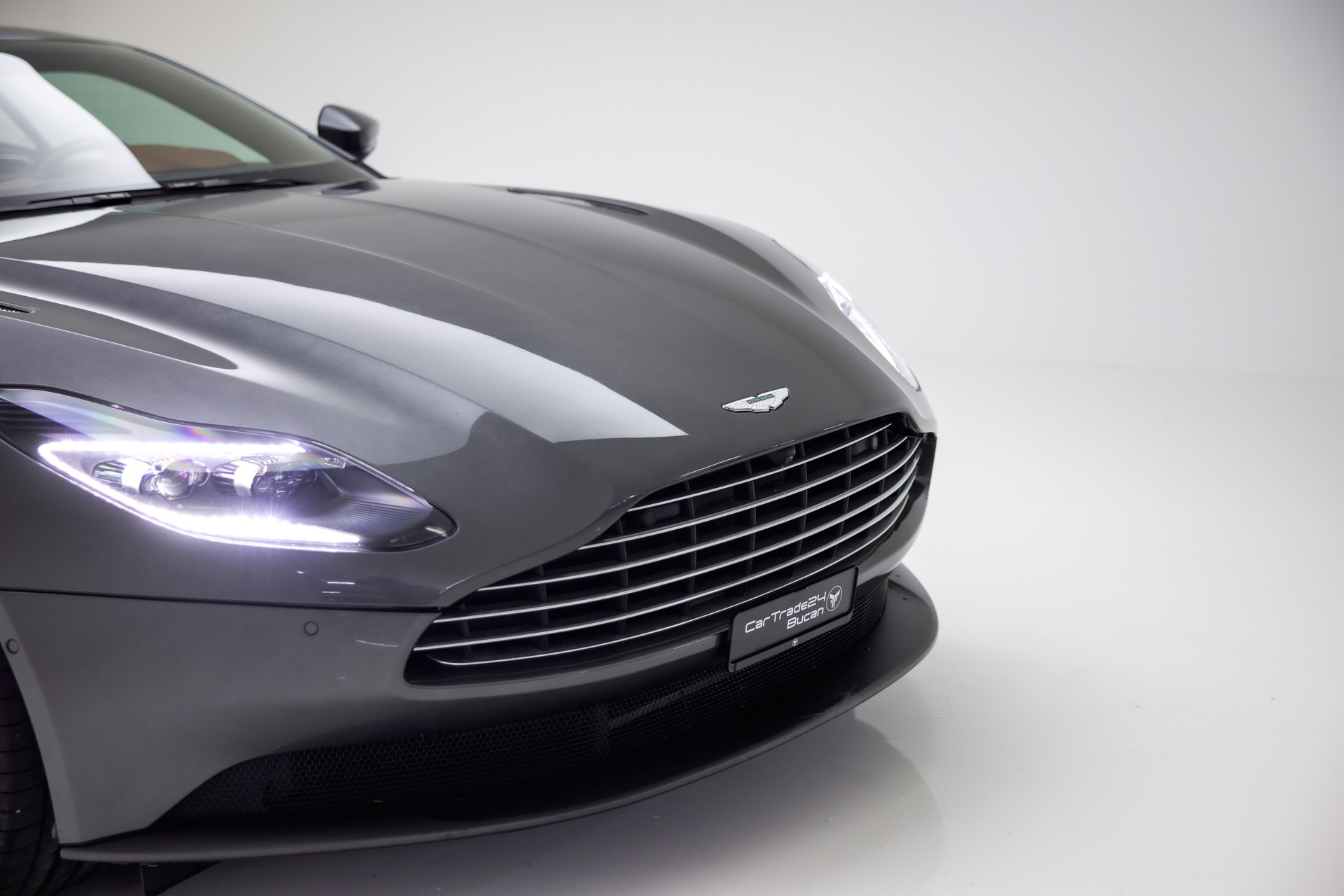 ASTON MARTIN DB11 V8 Touchtronic 3-image-17