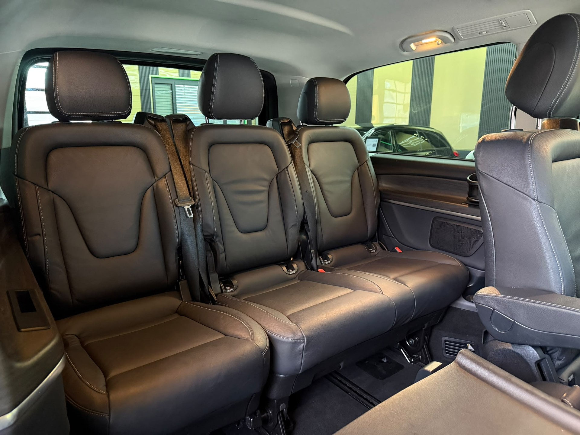MERCEDES-BENZ V 250 d lang Avantgarde 4Matic G-Tronic-image-15