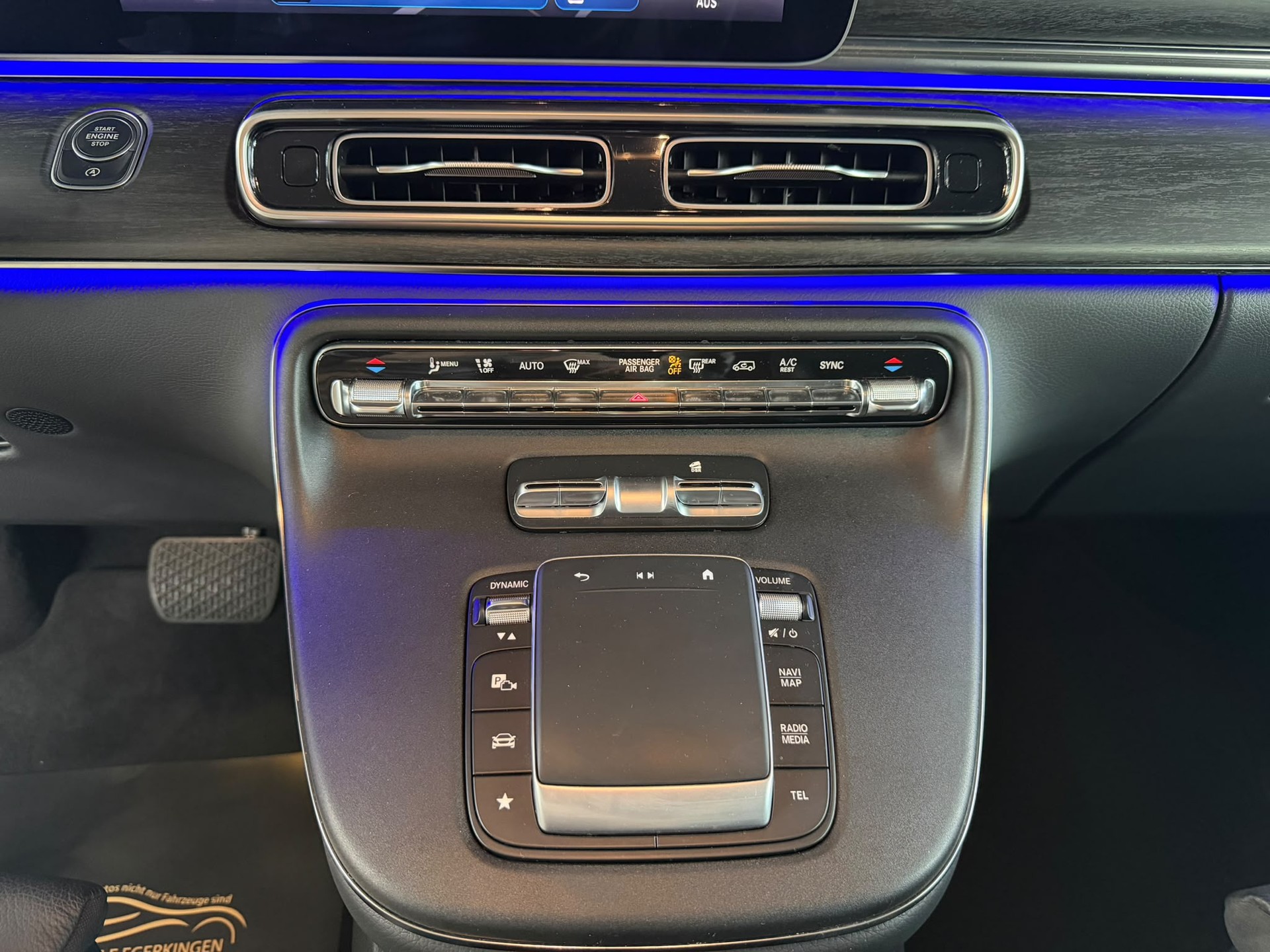 MERCEDES-BENZ V 250 d lang Avantgarde 4Matic G-Tronic-image-25