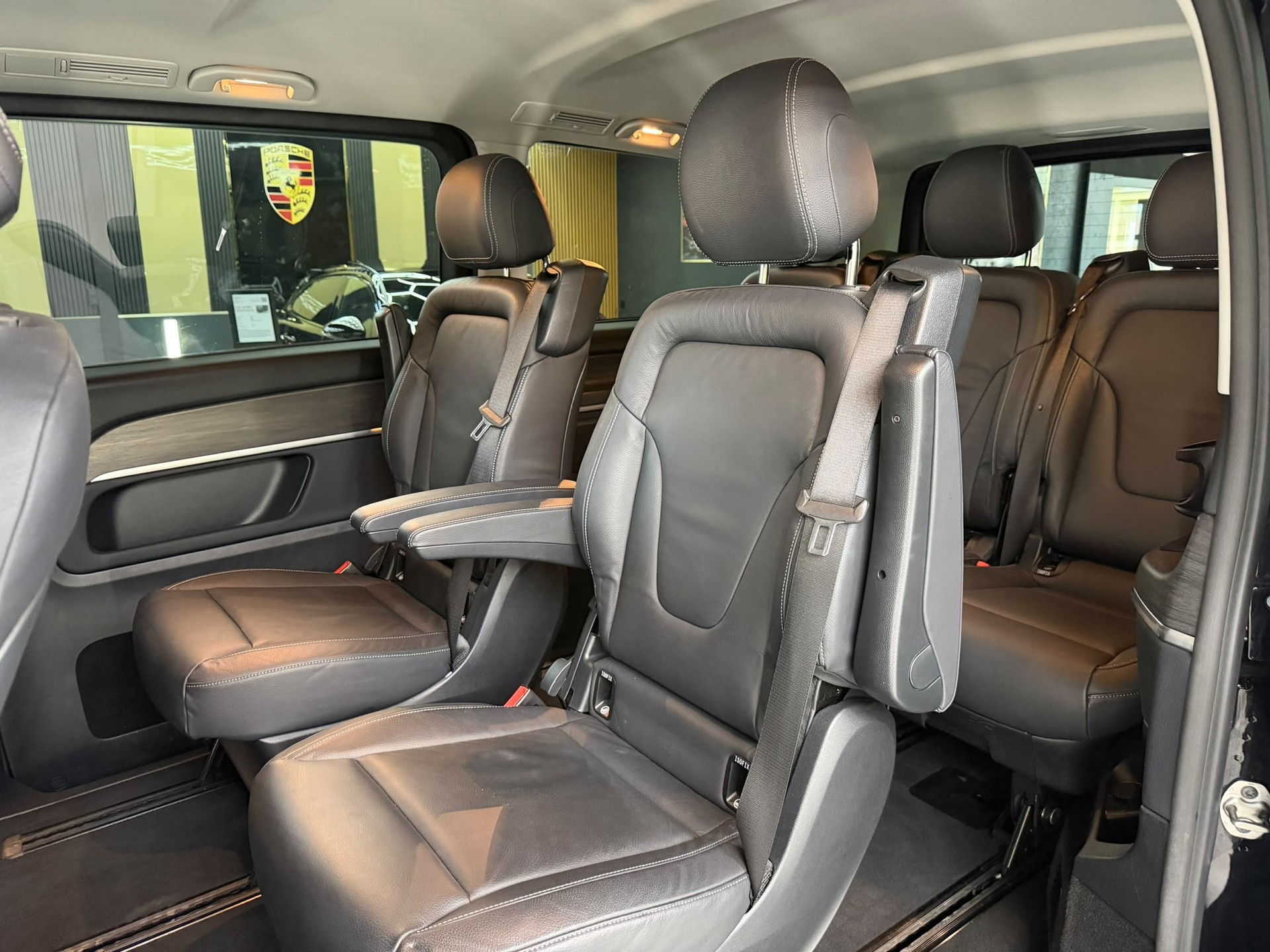 MERCEDES-BENZ V 250 d lang Avantgarde 4Matic G-Tronic-image-19