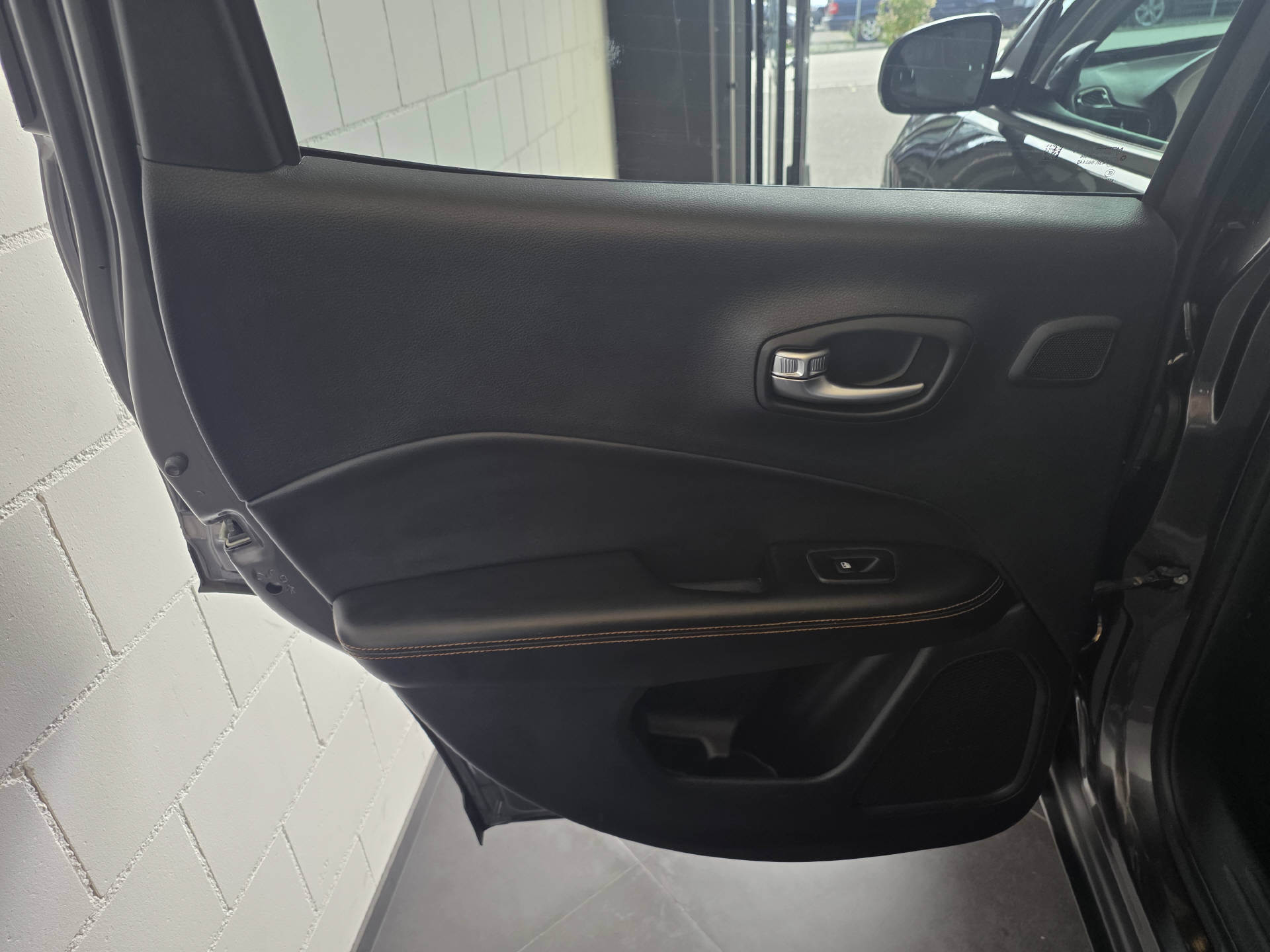 JEEP Compass 1.4 MultiAir Limited AWD-image-13