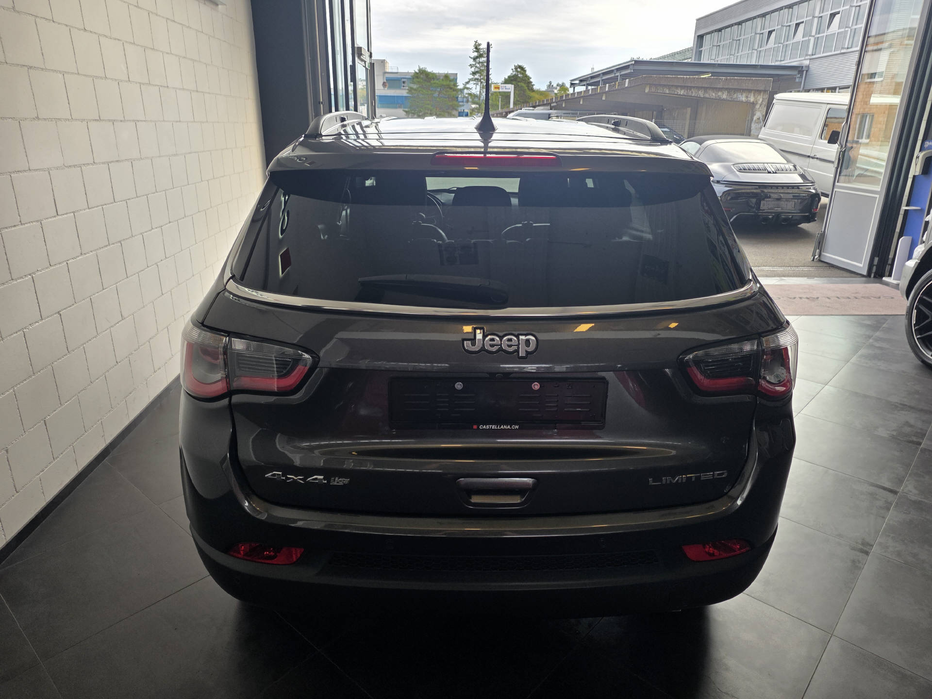 JEEP Compass 1.4 MultiAir Limited AWD-image-4