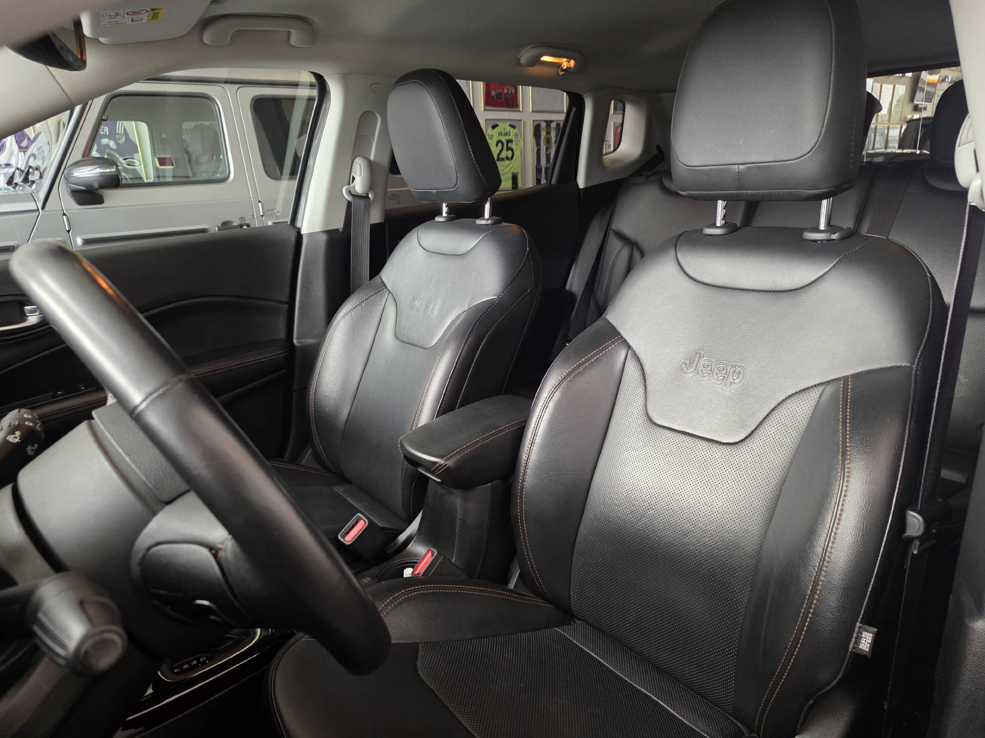 JEEP Compass 1.4 MultiAir Limited AWD-image-11