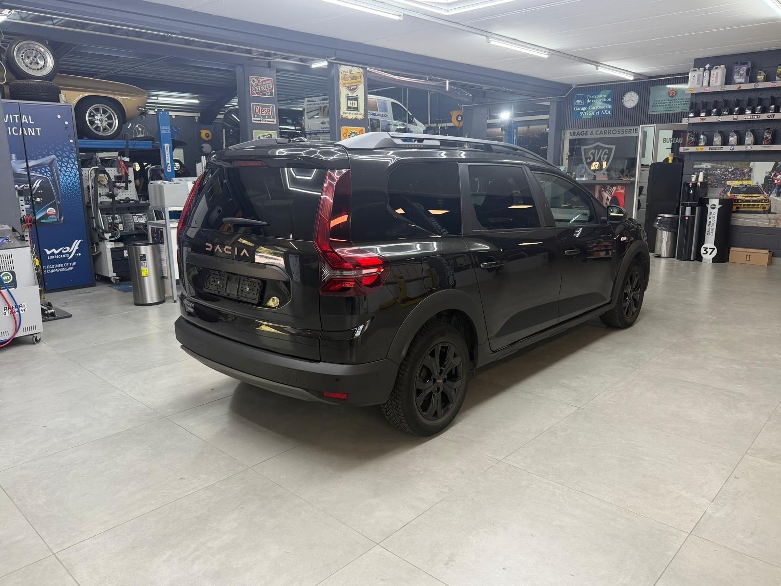 DACIA Jogger HEV 140 Expression-image-4