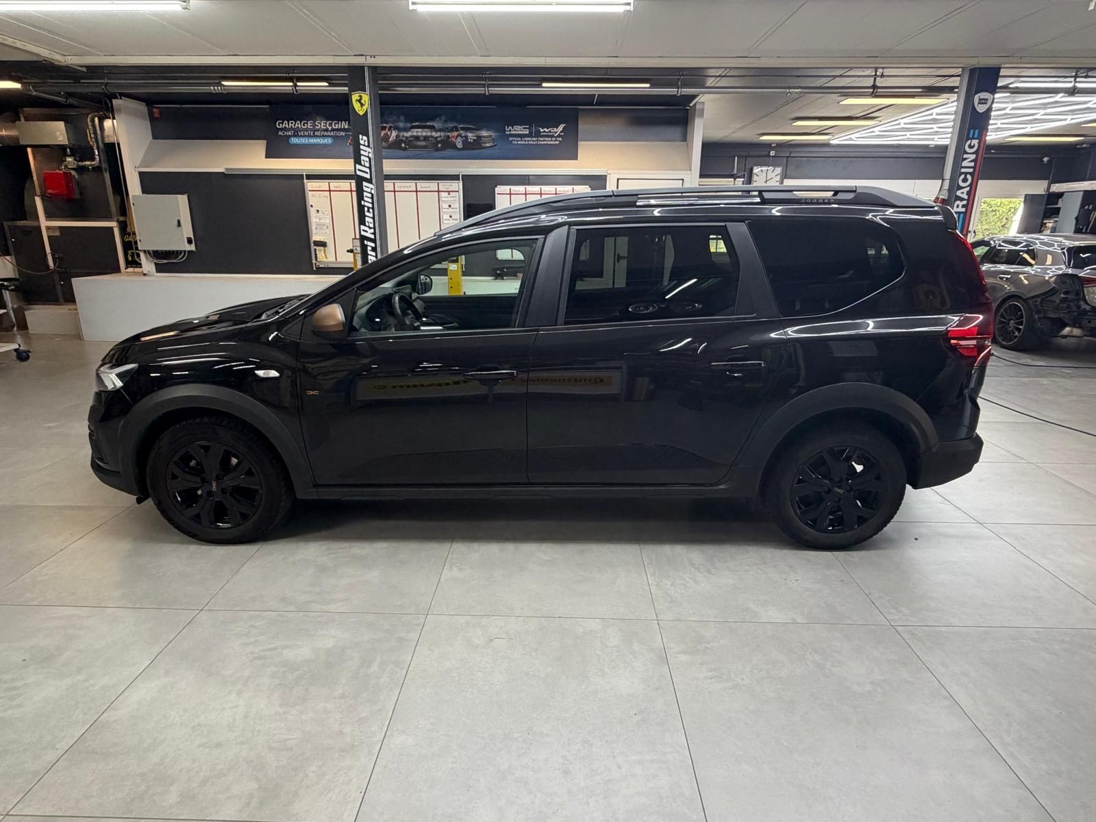 DACIA Jogger HEV 140 Expression-image-7