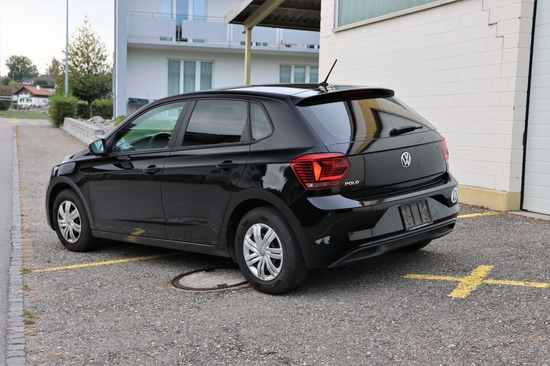 VW Polo 1.0 BMT Trendline(CH)-image-3