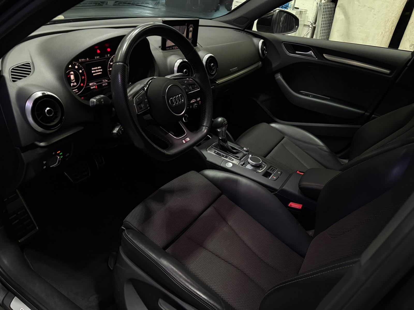 AUDI A3 Sportback 40 TFSI Sport quattro S-tronic-image-21