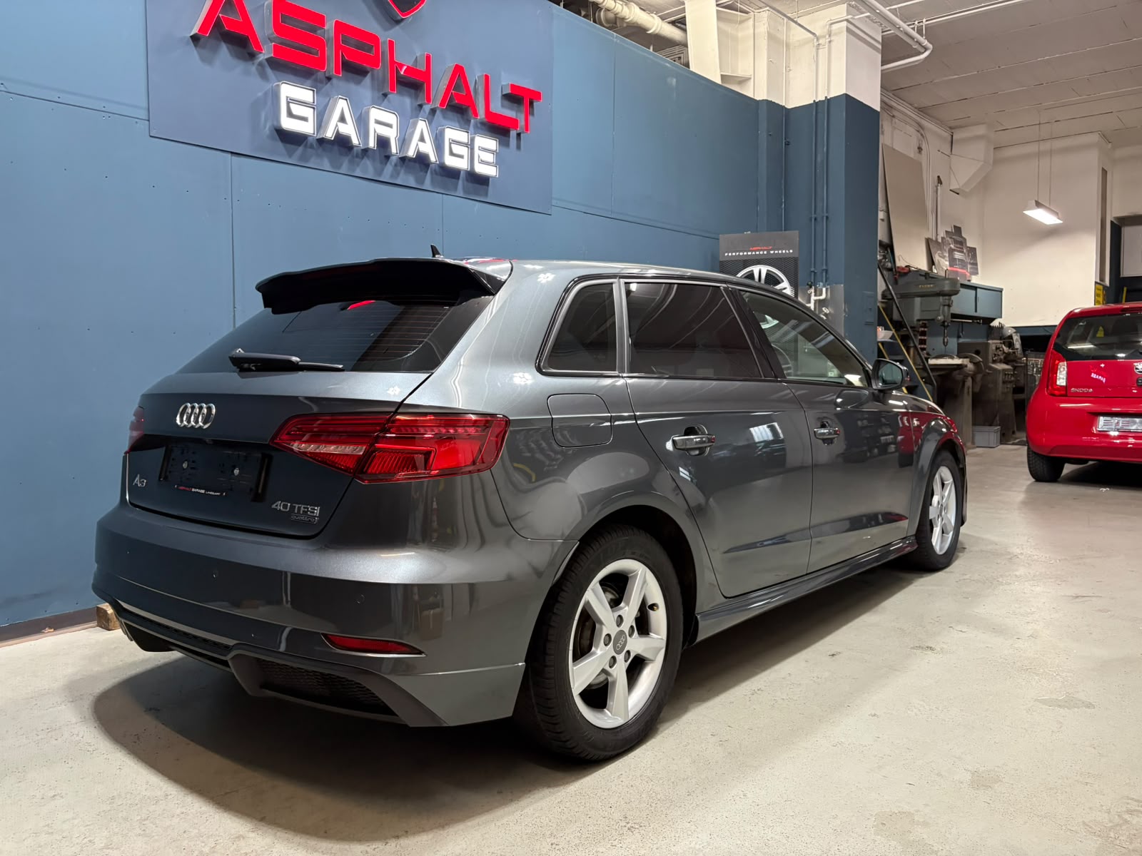 AUDI A3 Sportback 40 TFSI Sport quattro S-tronic-image-5