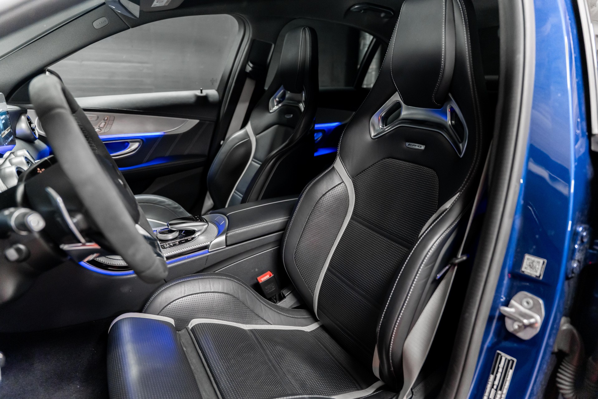 MERCEDES-BENZ C 63 S AMG Speedshift-image-6