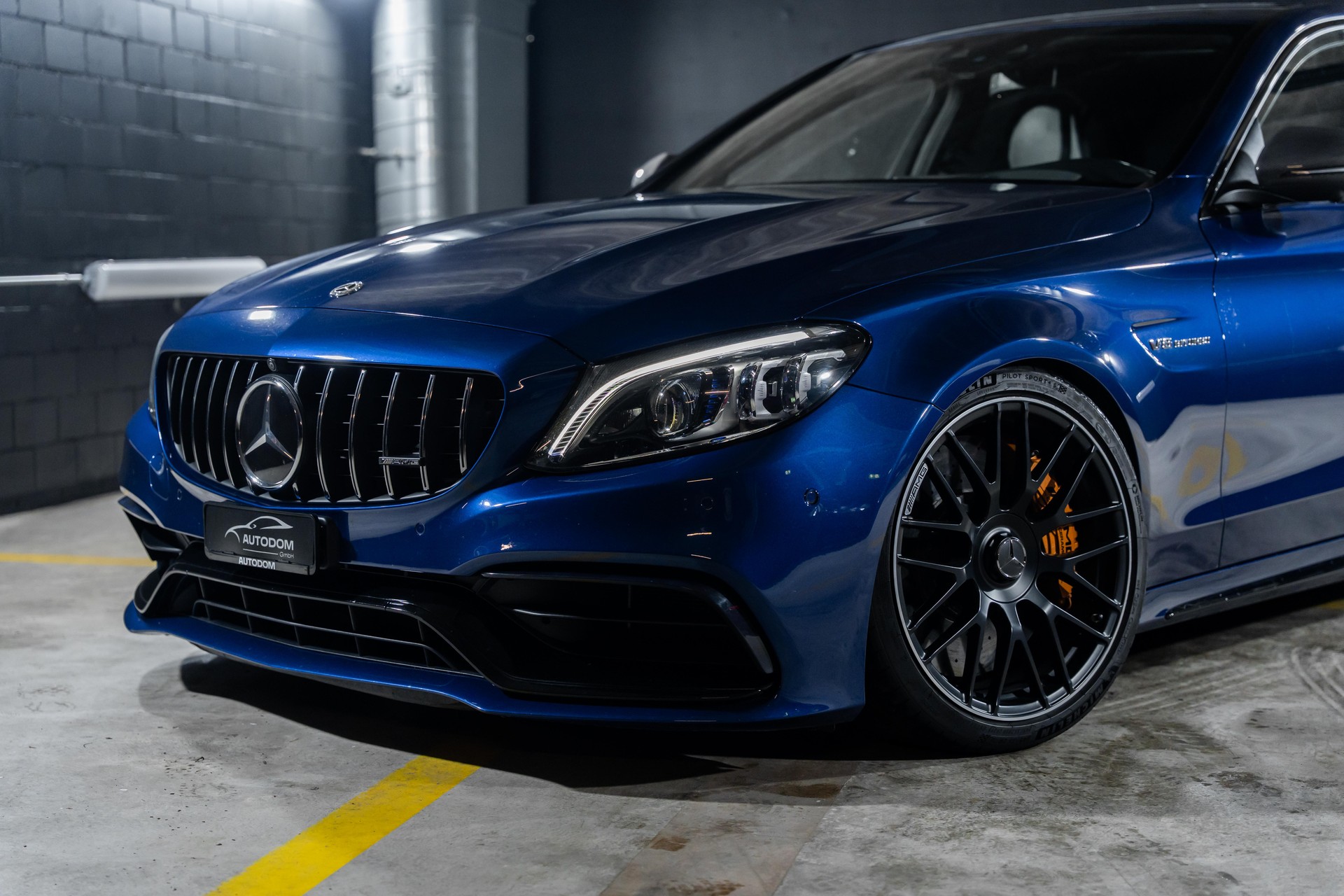 MERCEDES-BENZ C 63 S AMG Speedshift-image-1